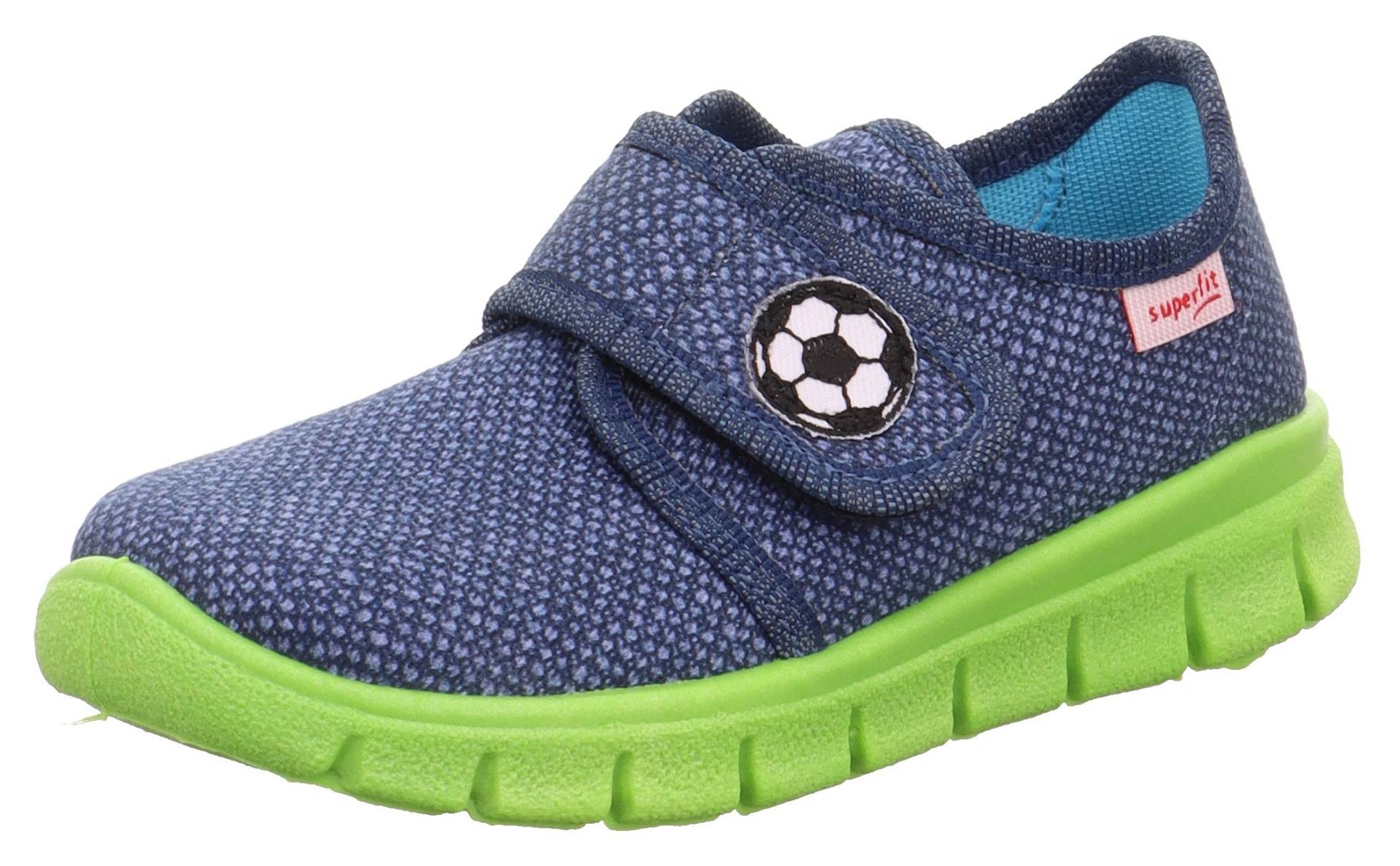 Superfit Hausschuh »BOBBY WMS: M IV«, Klettschuh, Kindergarten Schuh mit Fussball-Stickerei von Superfit