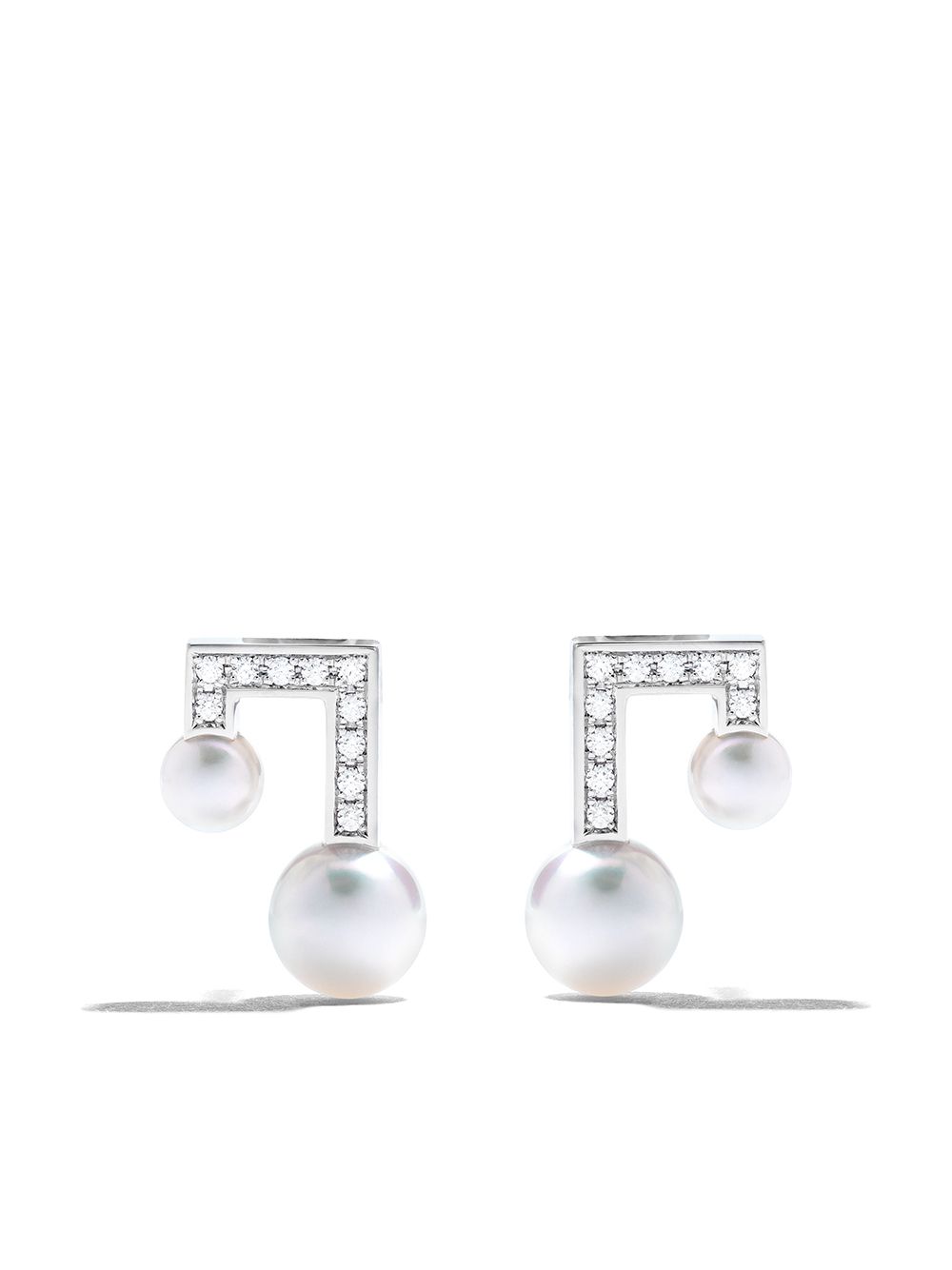 TASAKI 18kt white gold Balance note pavé diamond and Akoya pearl stud earrings - Silver von TASAKI