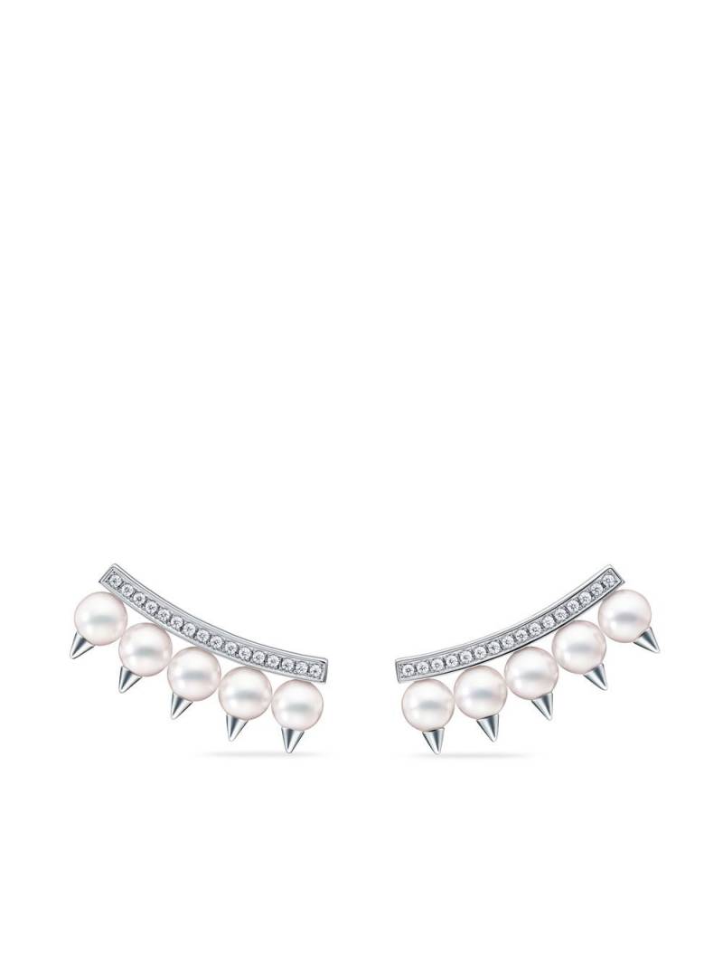 TASAKI 18kt white gold Collection Line Danger plus diamond pavé earrings - Silver von TASAKI