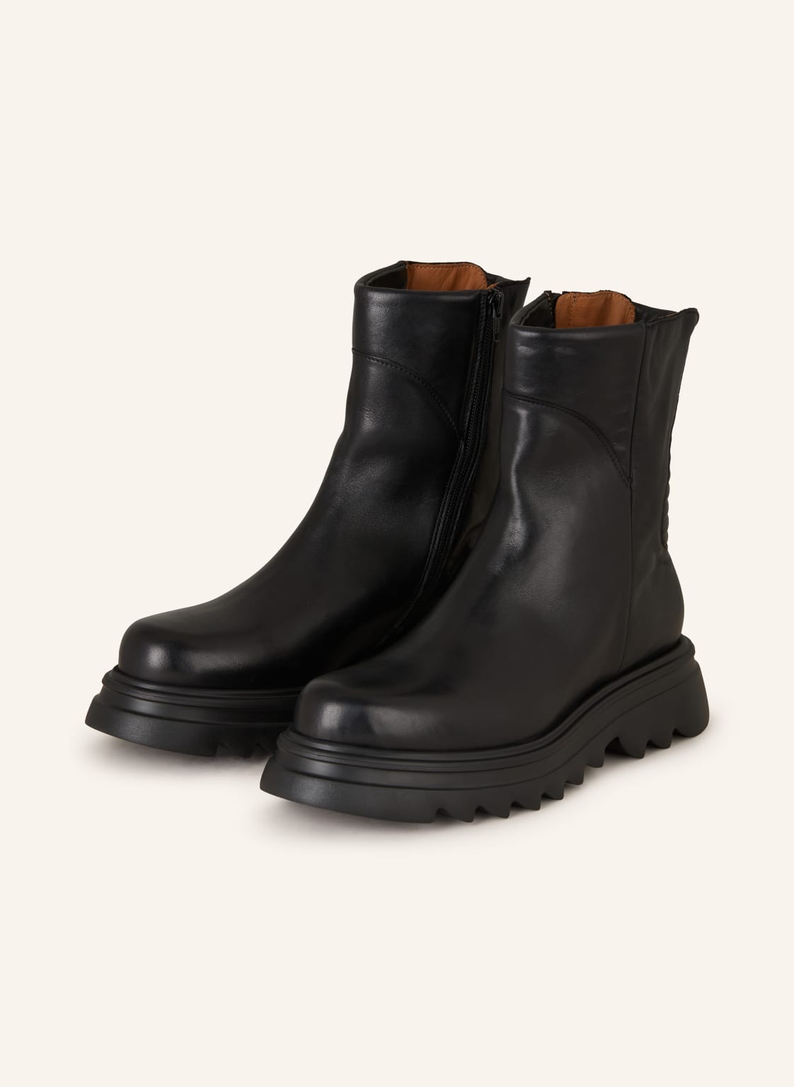 Thea Mika Boots schwarz Thea Mika Boots schwarz von THEA MIKA