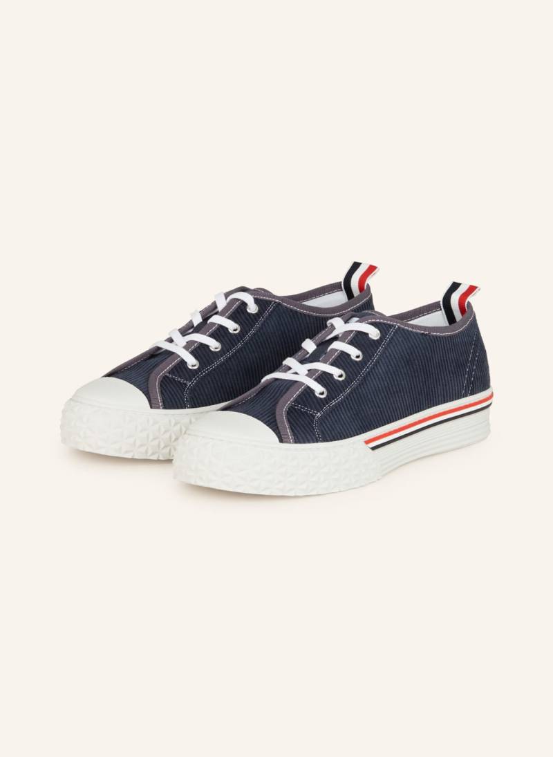 Thom Browne. Sneaker Collegiate blau von THOM BROWNE.