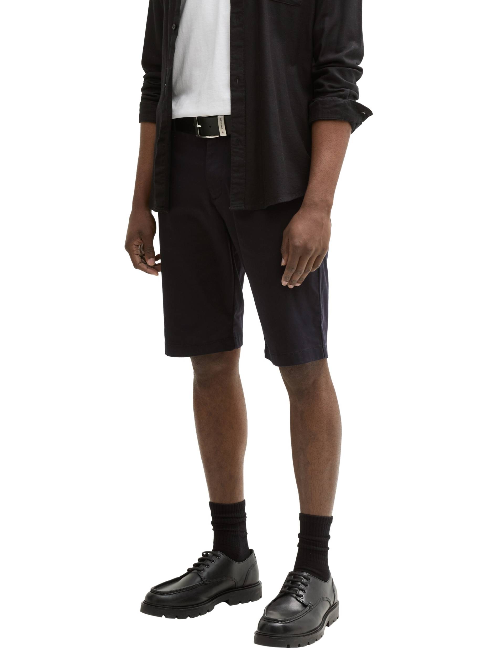 TOM TAILOR Denim Chinoshorts, mit Taschen TOM TAILOR Denim Chinoshorts, mit Taschen von TOM TAILOR Denim