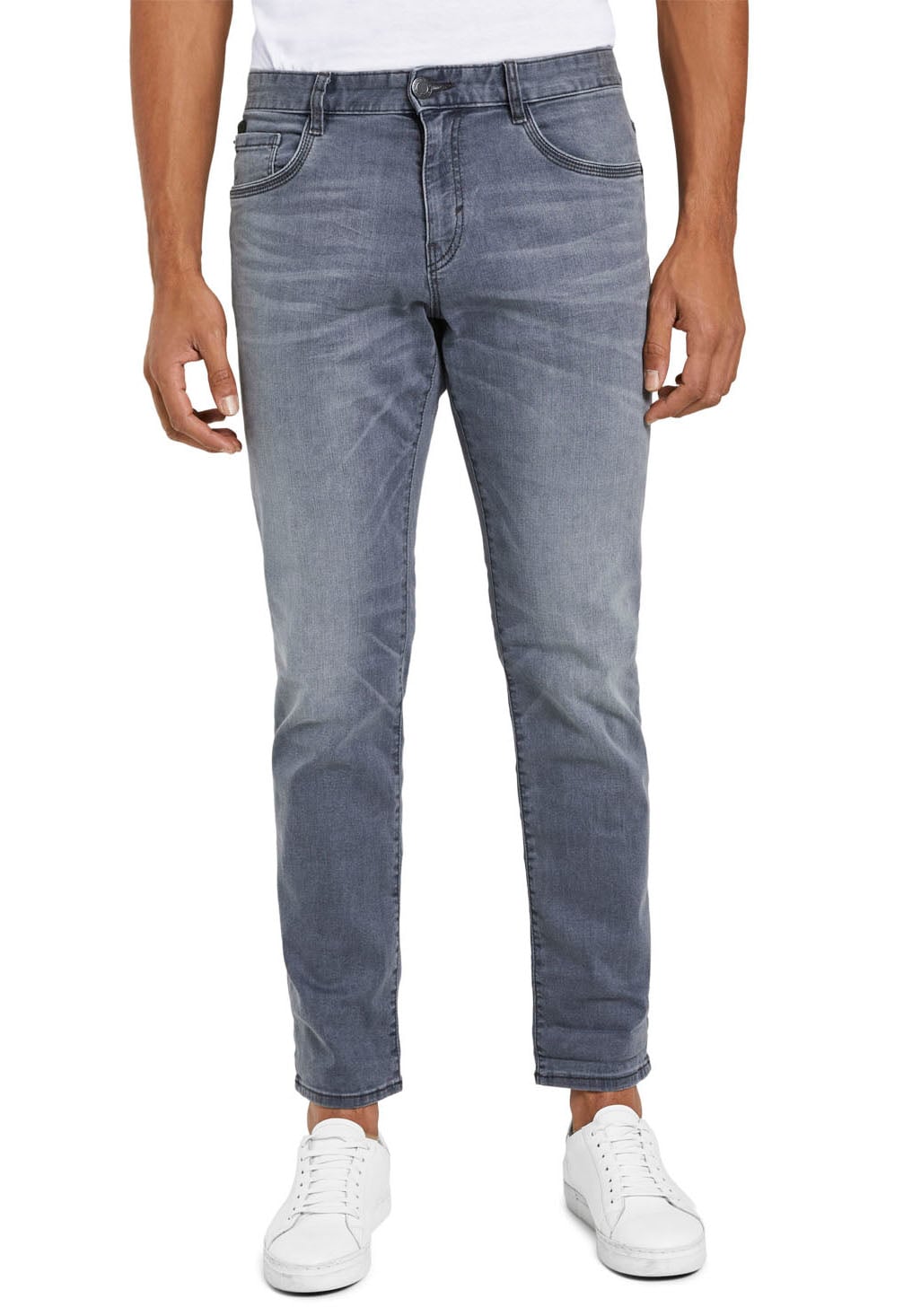 TOM TAILOR 5-Pocket-Jeans »Josh«, in Used-Waschung TOM TAILOR 5-Pocket-Jeans »Josh«, in Used-Waschung von TOM TAILOR