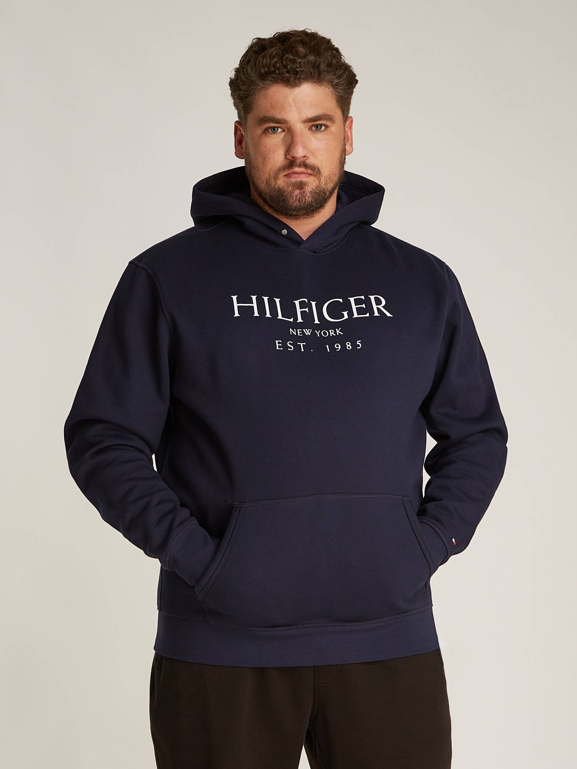 Tommy Hilfiger Big & Tall Hoodie »BT-BIG HILFIGER HOODY-B«, in Grossen Grössen, mit Logostickerei am Ärmel von TOMMY HILFIGER Big & Tall