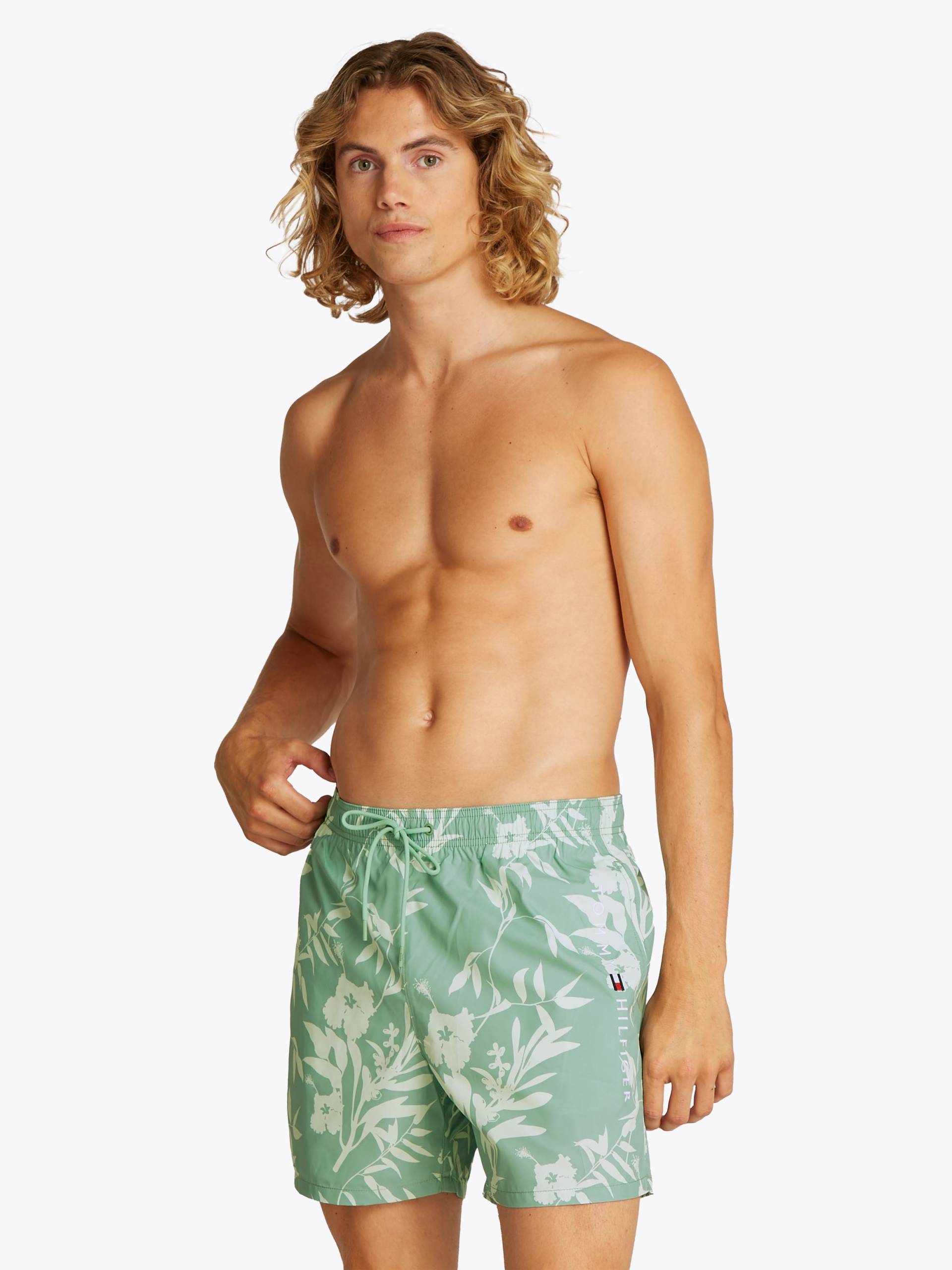 Tommy Hilfiger Swimwear Badeshorts »MEDIUM DRAWSTRING PRINT«, mit tropischem Muster, mit Logostickerei von TOMMY HILFIGER Swimwear