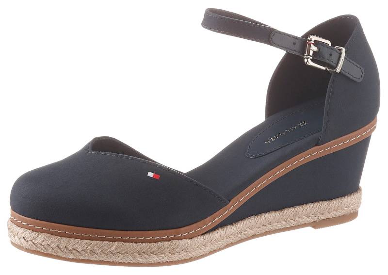 Tommy Hilfiger Spangenpumps »BASIC CLOSED TOE MID WEDGE«, Riemchensandale, Keilabsatz, Sommerschuh, mit verstellbarer Schnalle von TOMMY HILFIGER