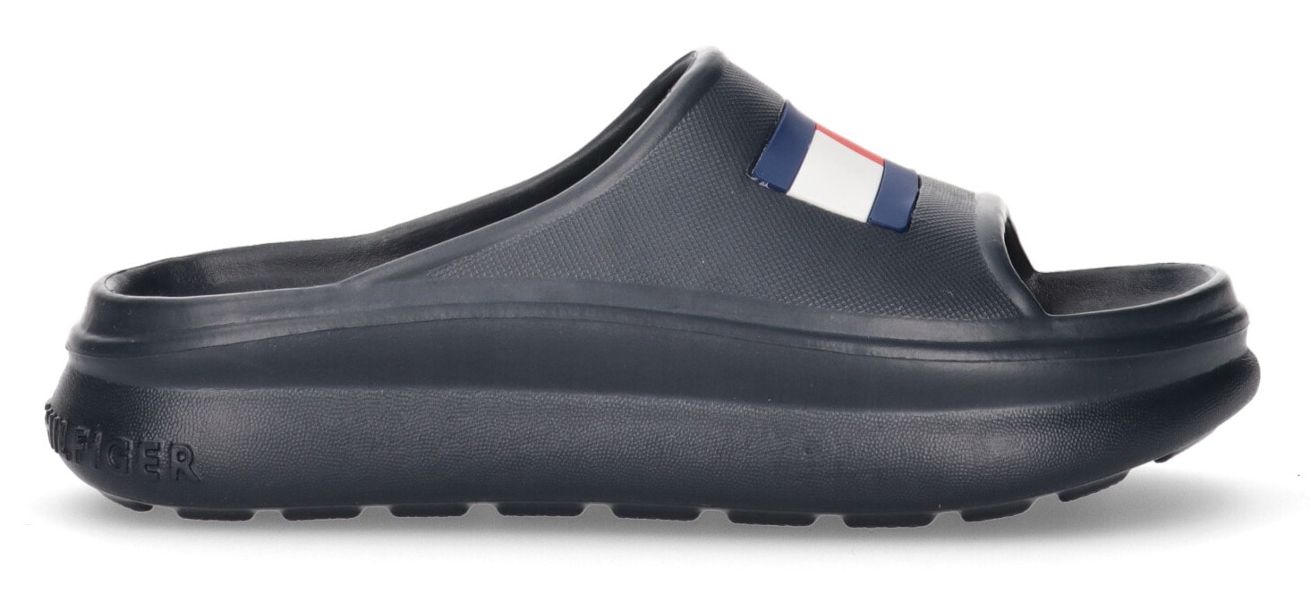 Tommy Hilfiger Badepantolette »FOAM SLIDE«, Sommerschuh, Schlappen, Badeschuh, Poolslides mit grossem Markenlogo von TOMMY HILFIGER