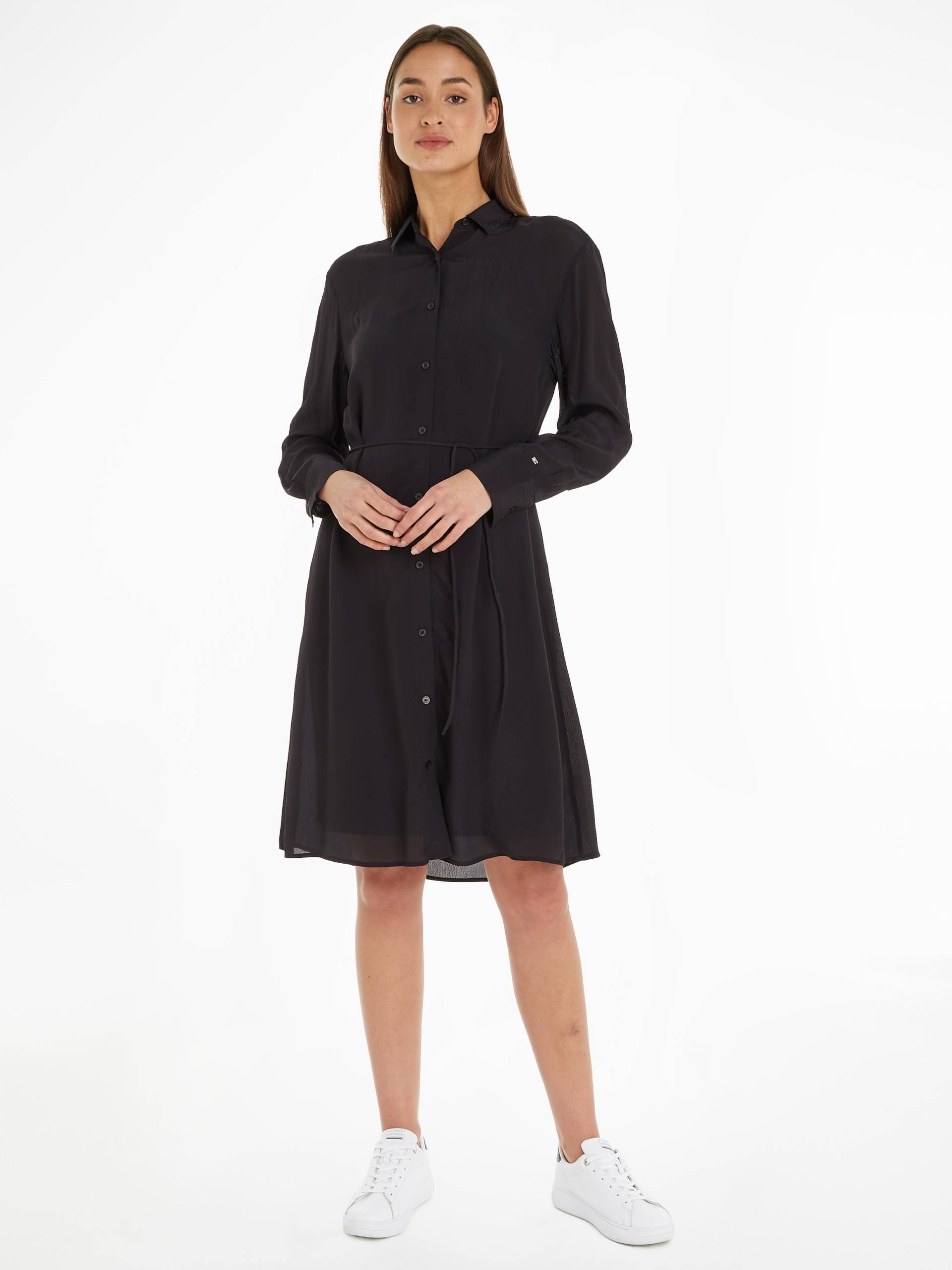 Tommy Hilfiger Blusenkleid »FLUID VISCOSE CREPE KNEE DRESS«, mit Logopatch von TOMMY HILFIGER