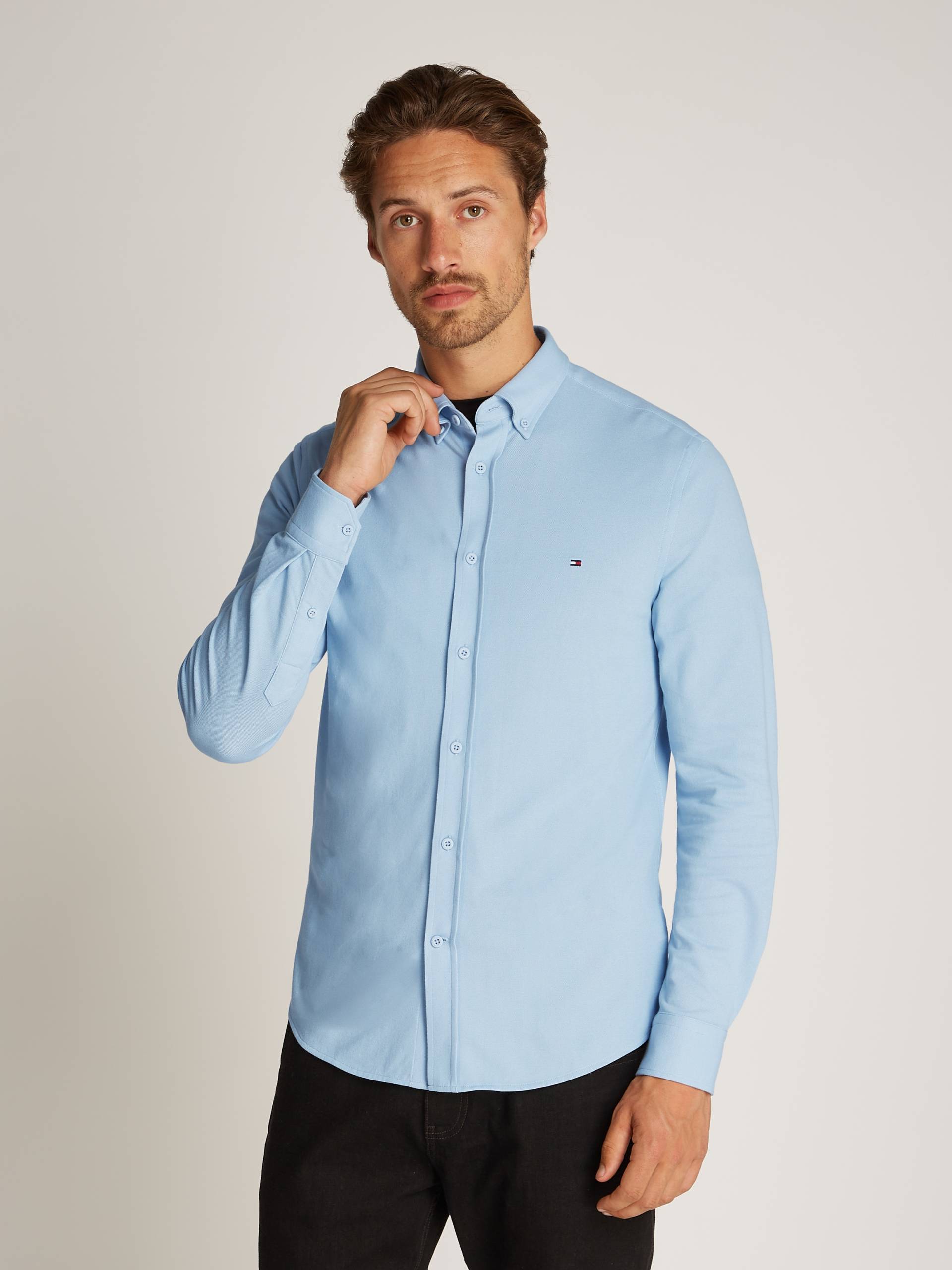 Tommy Hilfiger Businesshemd »PERFORMANCE OXF PIQUE SF SHIRT«, mit Logostickerei Tommy Hilfiger Businesshemd »PERFORMANCE OXF PIQUE SF SHIRT«, mit Logostickerei von TOMMY HILFIGER