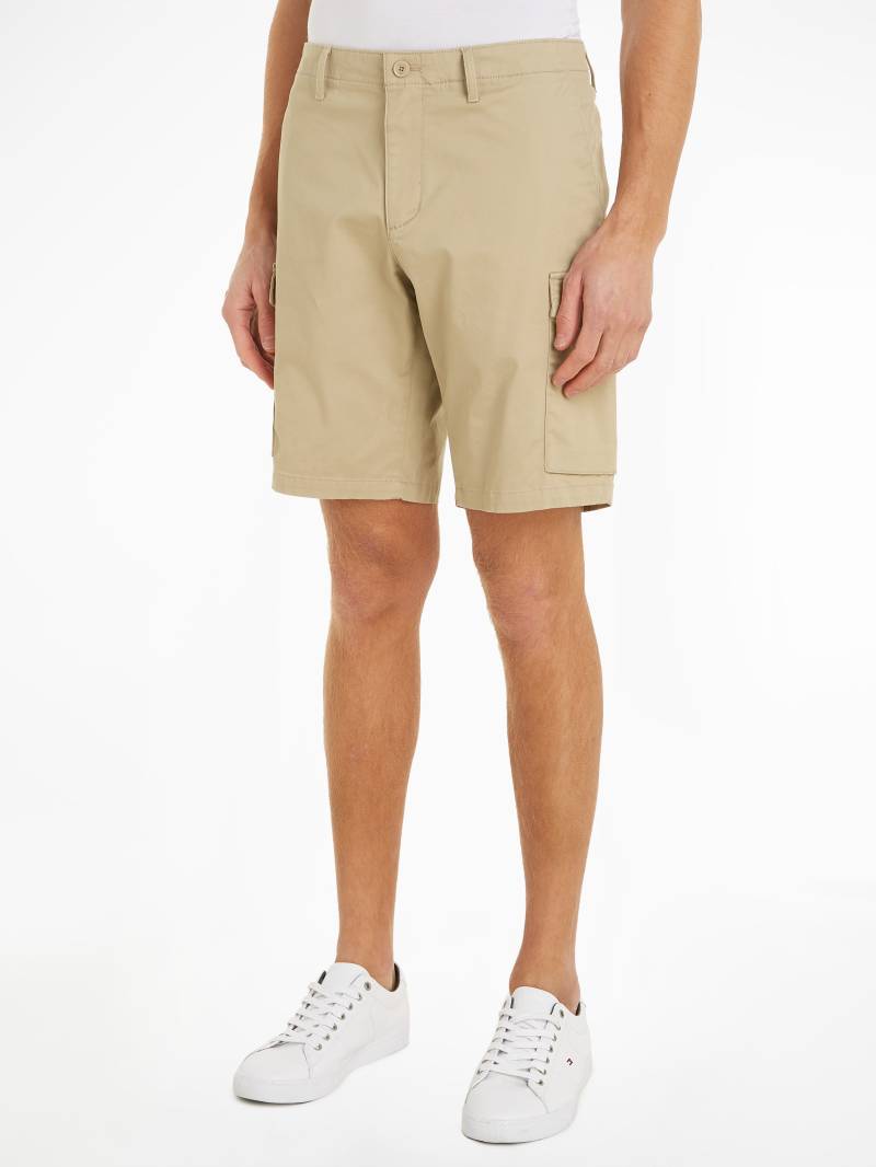 Tommy Hilfiger Cargoshorts »HARLEM CARGO 1985«, in schlichtem Design von TOMMY HILFIGER