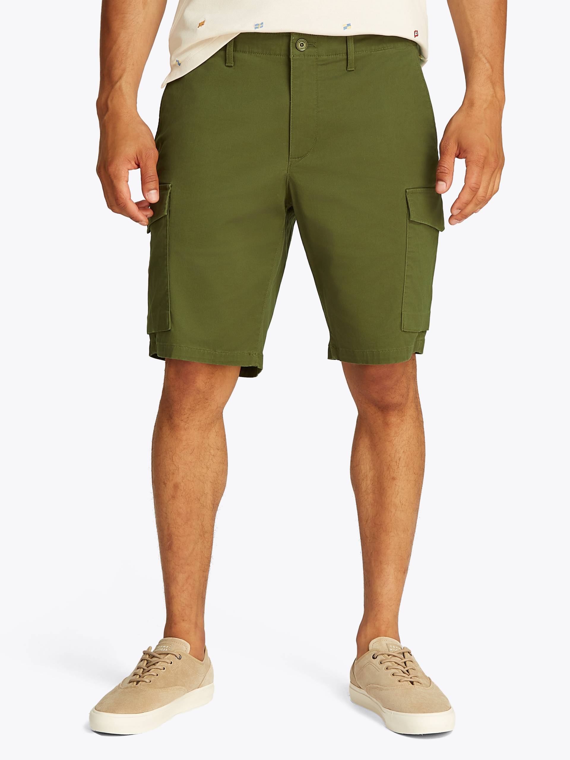 Tommy Hilfiger Cargoshorts »HARLEM CARGO 1985«, in schlichtem Design von TOMMY HILFIGER