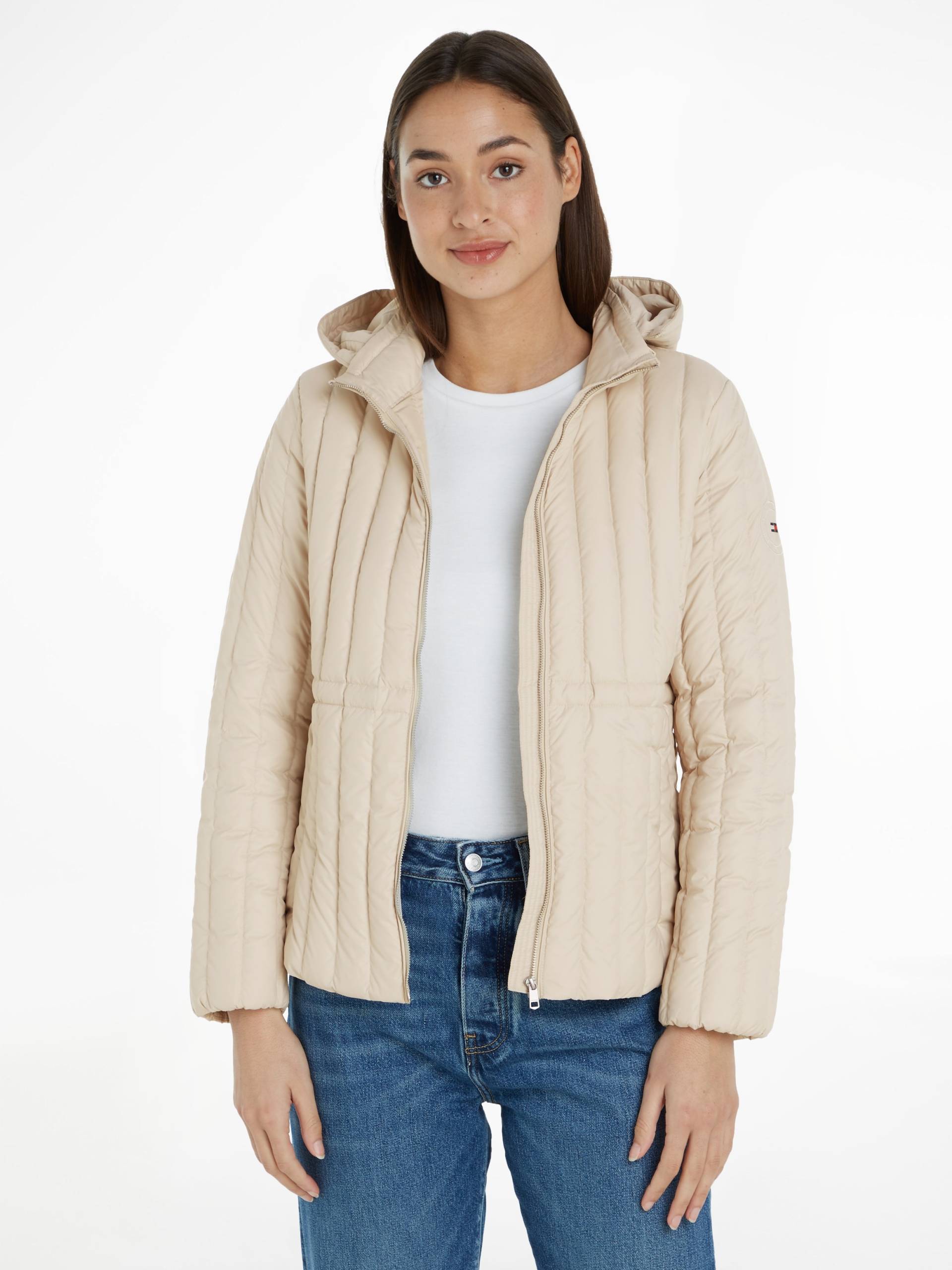 Tommy Hilfiger Daunenjacke »FEMININE LW DOWN JACKET«, mit Kapuze, mit Logostickerei von TOMMY HILFIGER