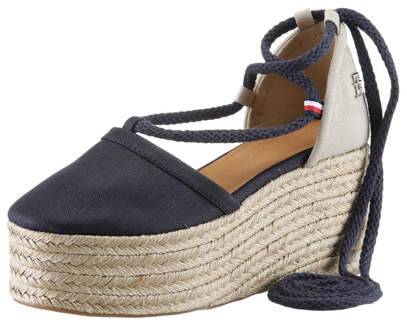 Tommy Hilfiger Espadrille »CLOSED TOE LINEN FLATFORM«, Sommerschuh, Keilabsatz, mit schöner Fesselschnürung von TOMMY HILFIGER