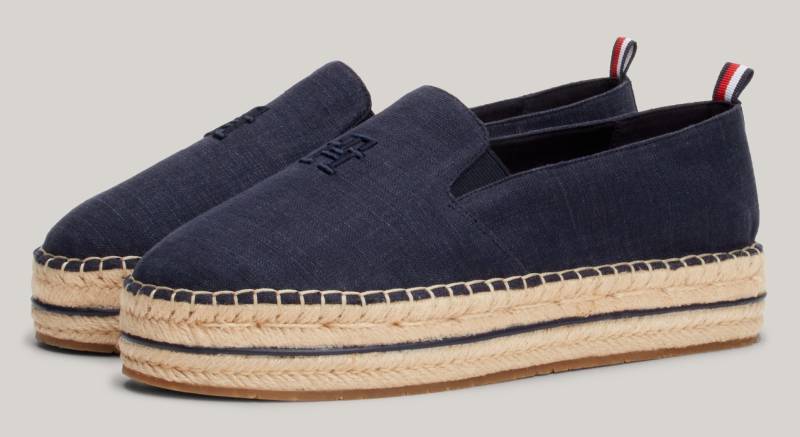 Tommy Hilfiger Espadrille »TH EMBROIDERED CANVAS FLATFORM«, Sommerschuh, Schlupfschuh, Slipper mit bastbezogenem Plateau von TOMMY HILFIGER