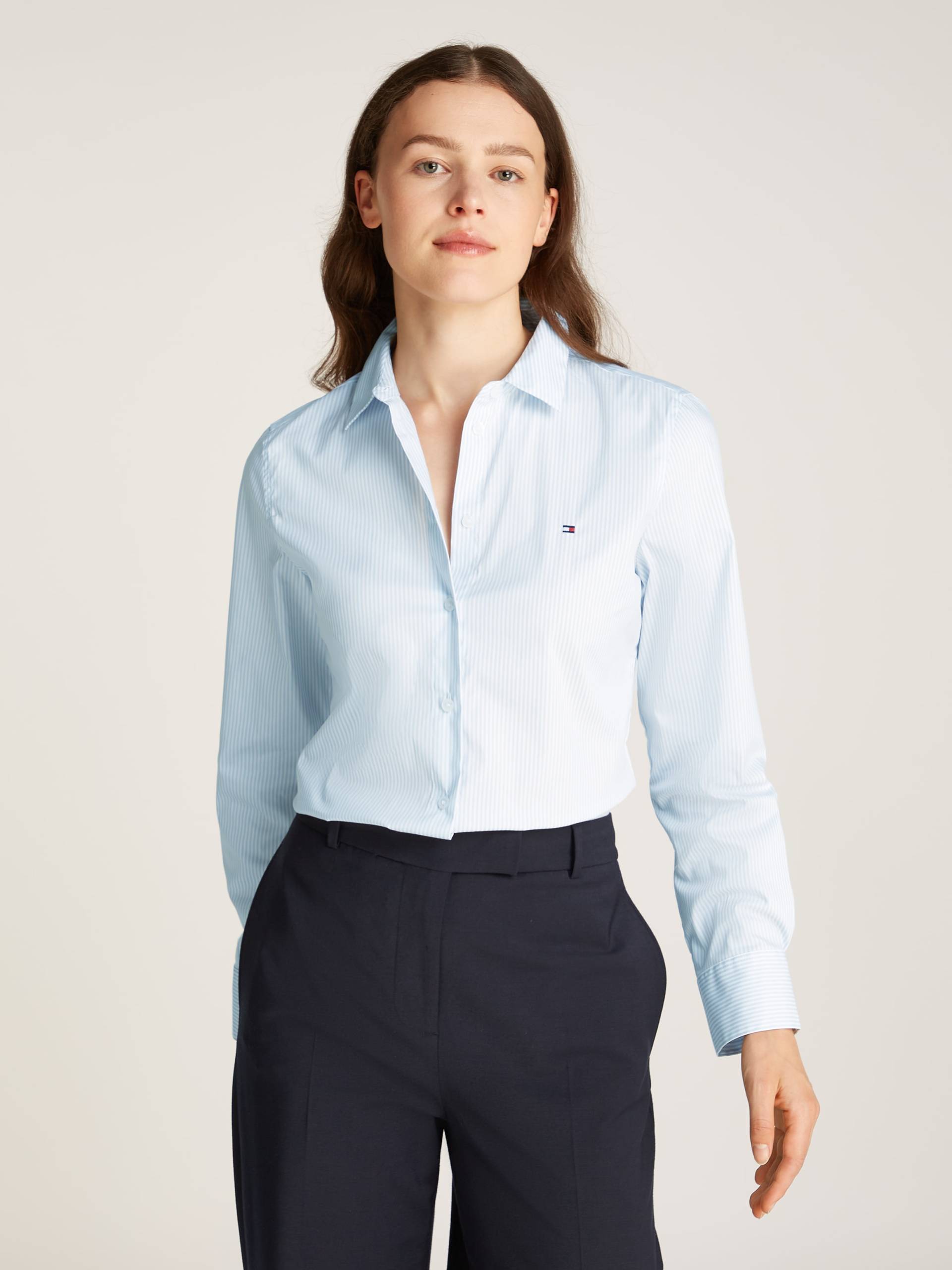 Tommy Hilfiger Hemdbluse »ESS POPLIN REGULAR SHIRT«, im klassischen Stil von TOMMY HILFIGER