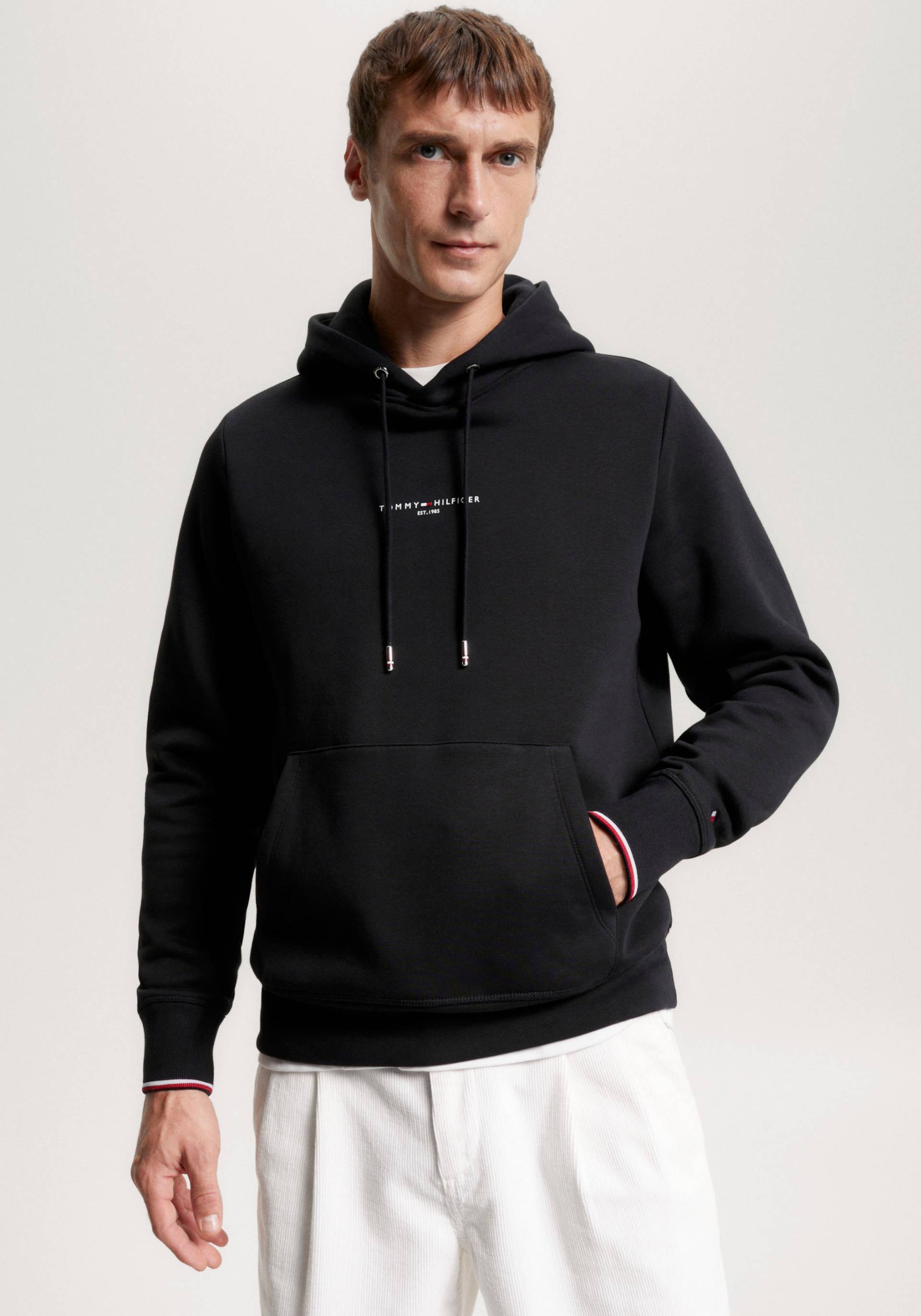 Tommy Hilfiger Hoodie »TOMMY LOGO TIPPED HOODY«, Tommy-Tape innen am Ausschnitt, Flag-Stickerei am Ärmel von TOMMY HILFIGER