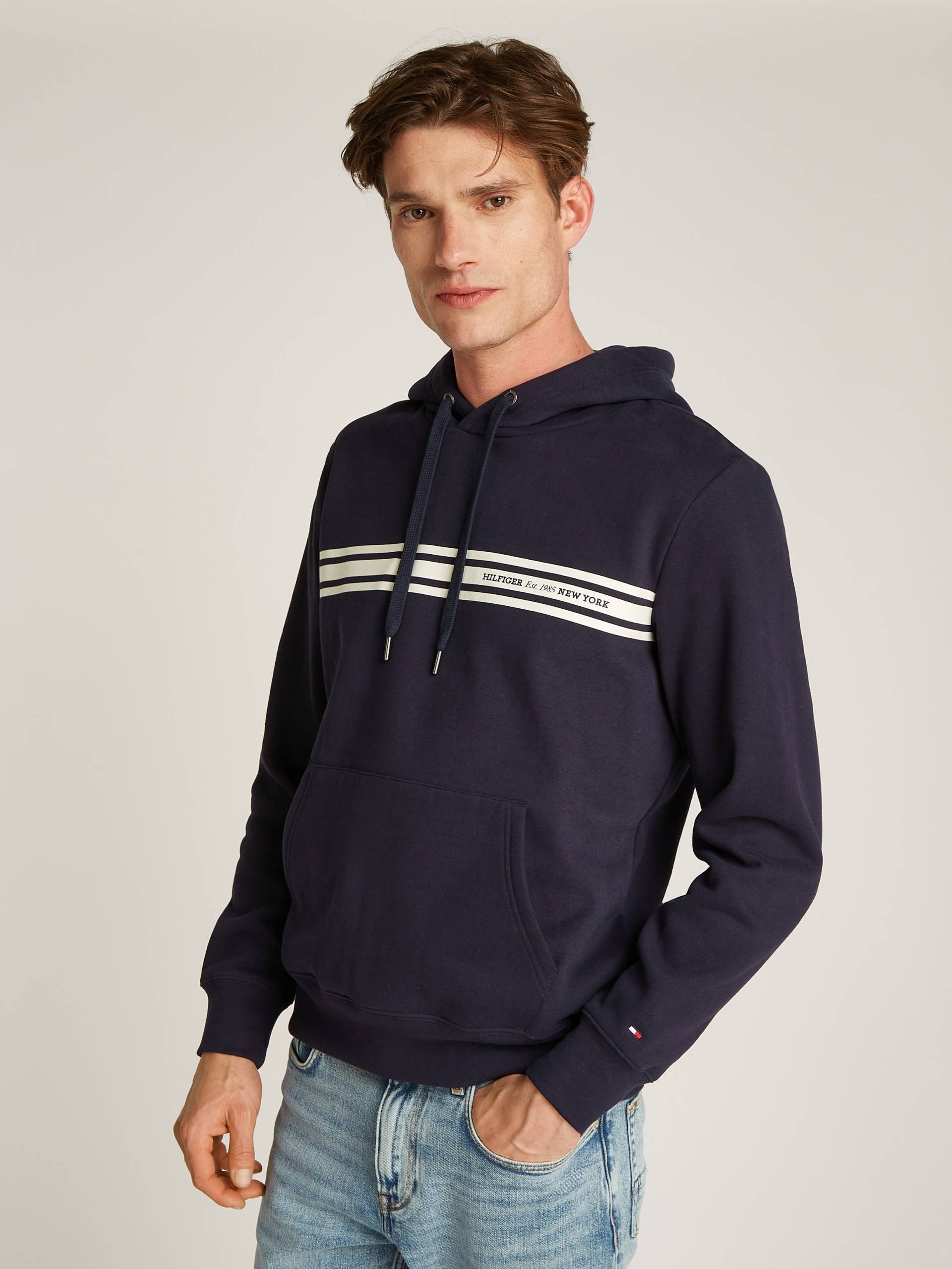 Tommy Hilfiger Kapuzensweatshirt »CENTRAL CHEST STRIPE HOODY«, mit kontrastfarbenen Print von TOMMY HILFIGER