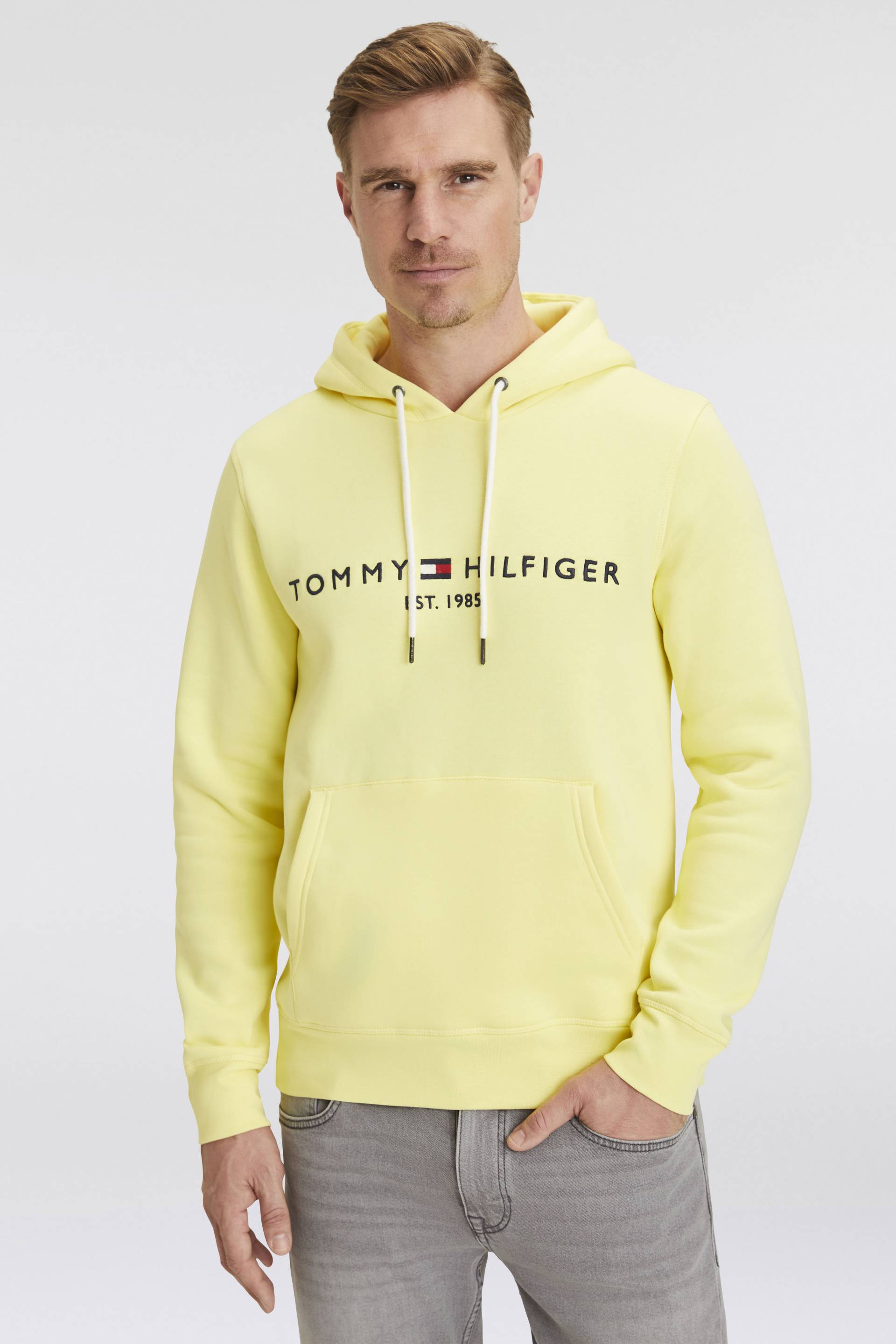 Tommy Hilfiger Kapuzensweatshirt »TOMMY LOGO HOODY«, mit Kapuze und Kängurutasche von TOMMY HILFIGER