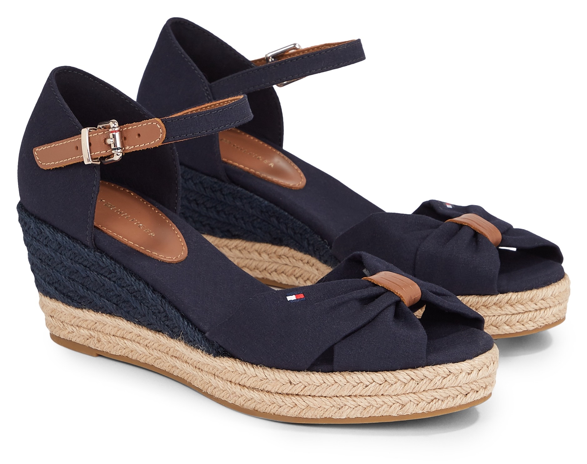 Tommy Hilfiger Keilsandalette »BASIC OPEN TOE MID WEDGE«, Sommerschuh, Sandale, Keilabsatz, mit geschlossener Fersenkappe von TOMMY HILFIGER