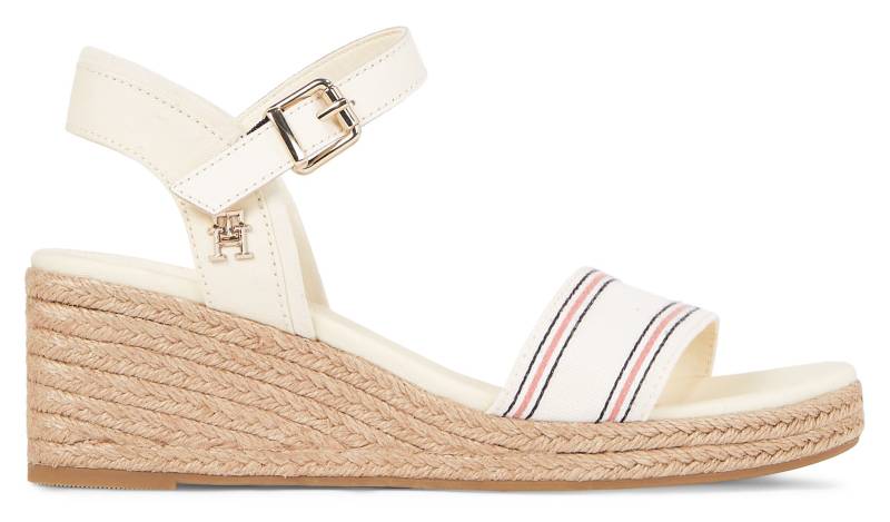 Tommy Hilfiger Keilsandalette »SHIRTING WEDGE SANDAL«, Sommerschuh, Sandale, Keilabsatz, mit verstellbarer Schnalle von TOMMY HILFIGER