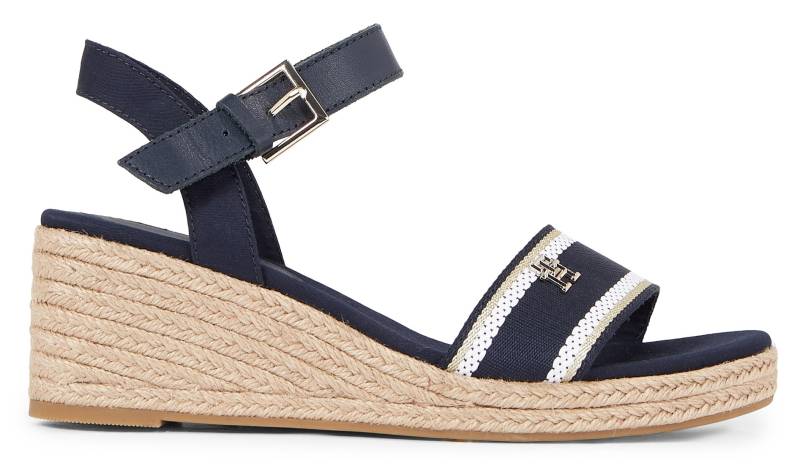 Tommy Hilfiger Keilsandalette »WEBBING WEDGE SANDAL«, Sommerschuh, Sandale, Keilabsatz, mit verstellbarer Schnalle von TOMMY HILFIGER