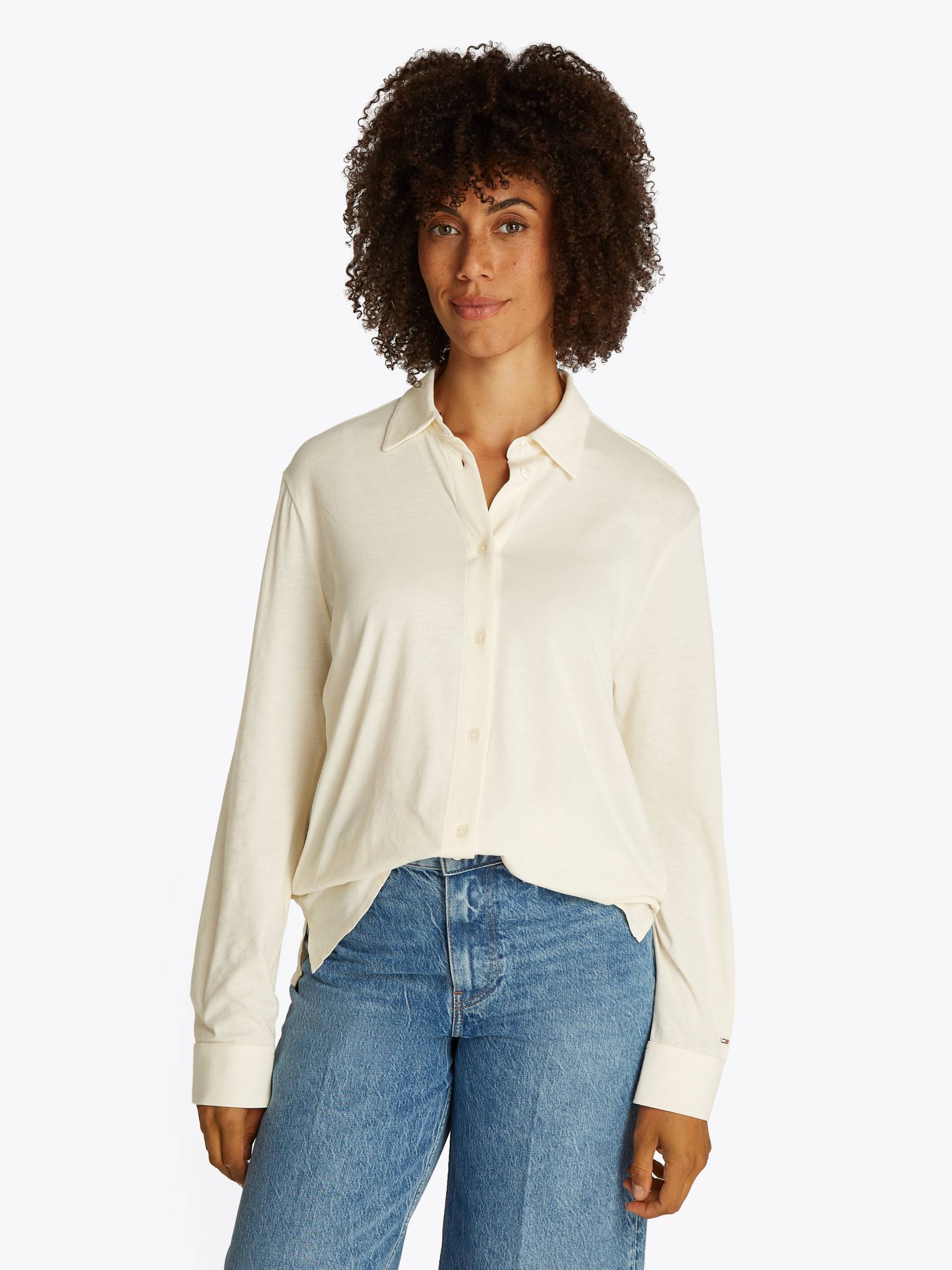 Tommy Hilfiger Klassische Bluse »CASUAL BTN DOWN SHIRT LS«, mit Metalllabel Tommy Hilfiger Klassische Bluse »CASUAL BTN DOWN SHIRT LS«, mit Metalllabel von TOMMY HILFIGER