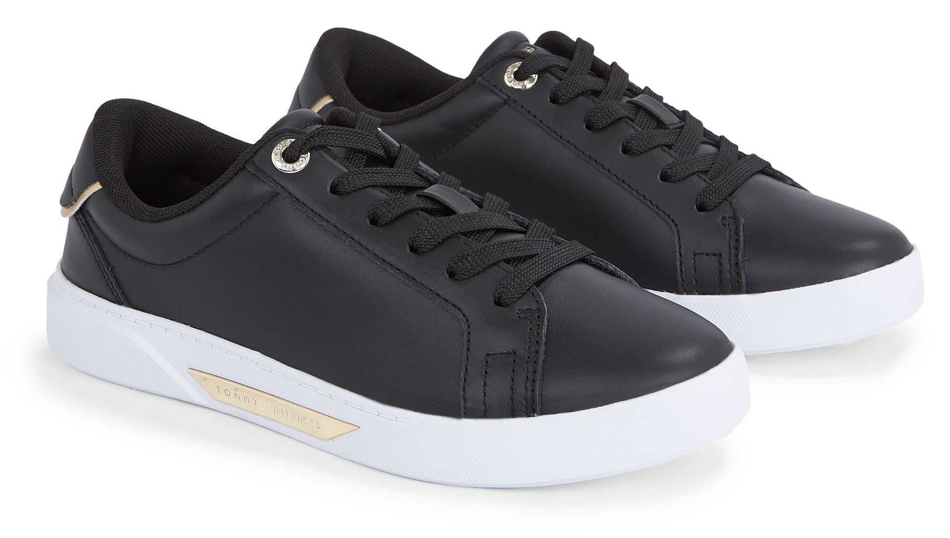 Tommy Hilfiger Plateausneaker »CHIC HW COURT SNEAKER«, mit goldfarbenen Details, Freizeitschuh, Halbschuh, Schnürschuh von TOMMY HILFIGER