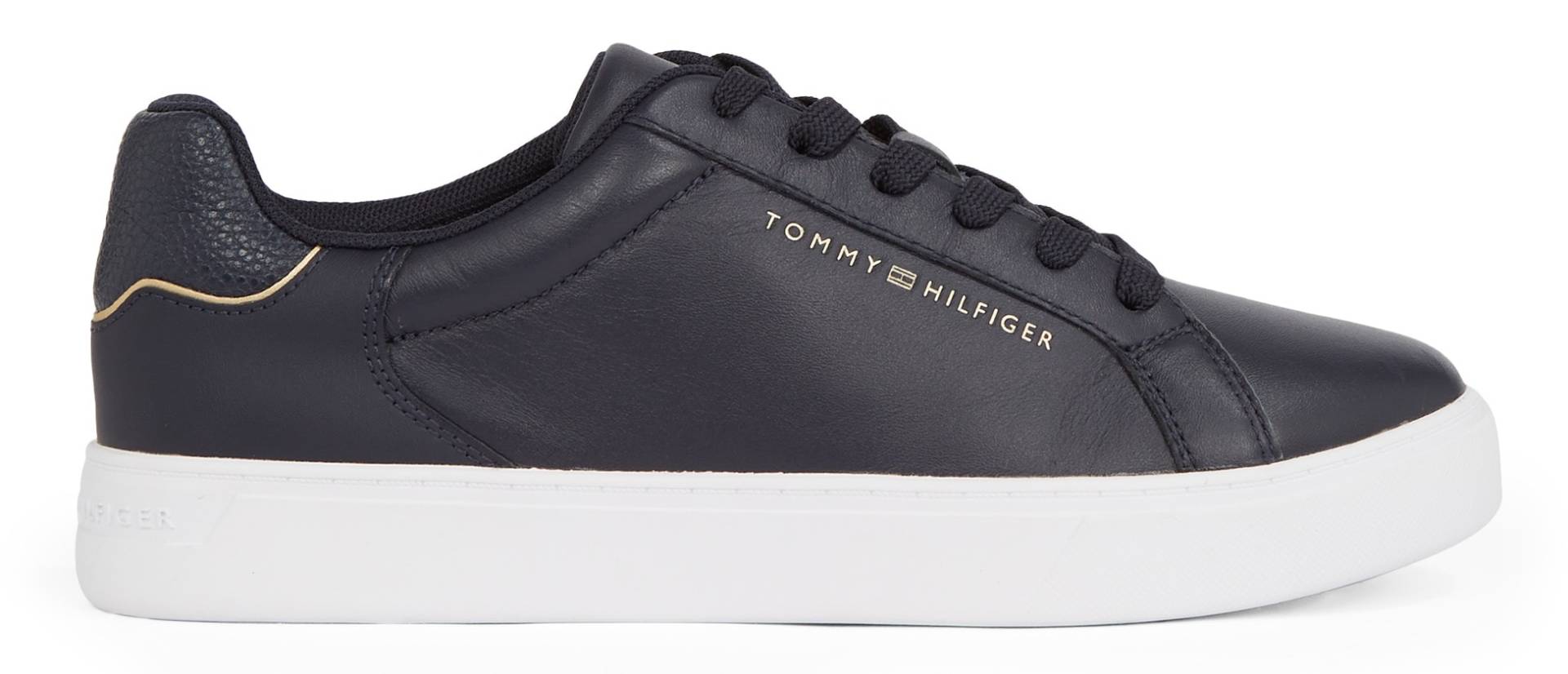 Tommy Hilfiger Plateausneaker »ESSENTIAL COURT SNEAKER«, Freizeitschuh, Halbschuh, Schnürschuh mit Logoprägung von TOMMY HILFIGER