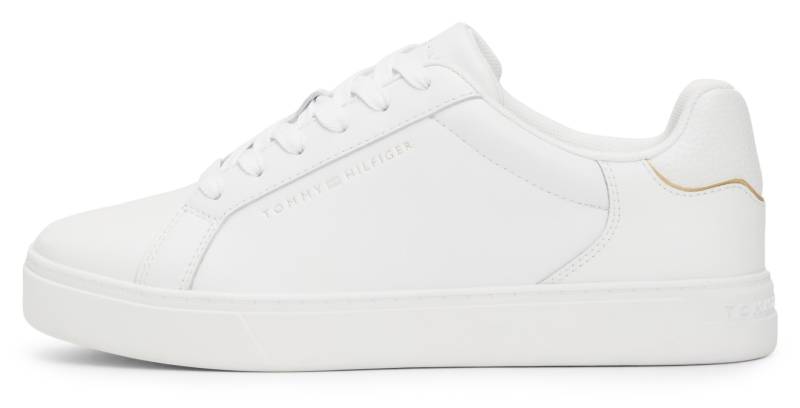 Tommy Hilfiger Plateausneaker »ESSENTIAL COURT SNEAKER«, Freizeitschuh, Halbschuh, Schnürschuh mit Logoprägung von TOMMY HILFIGER