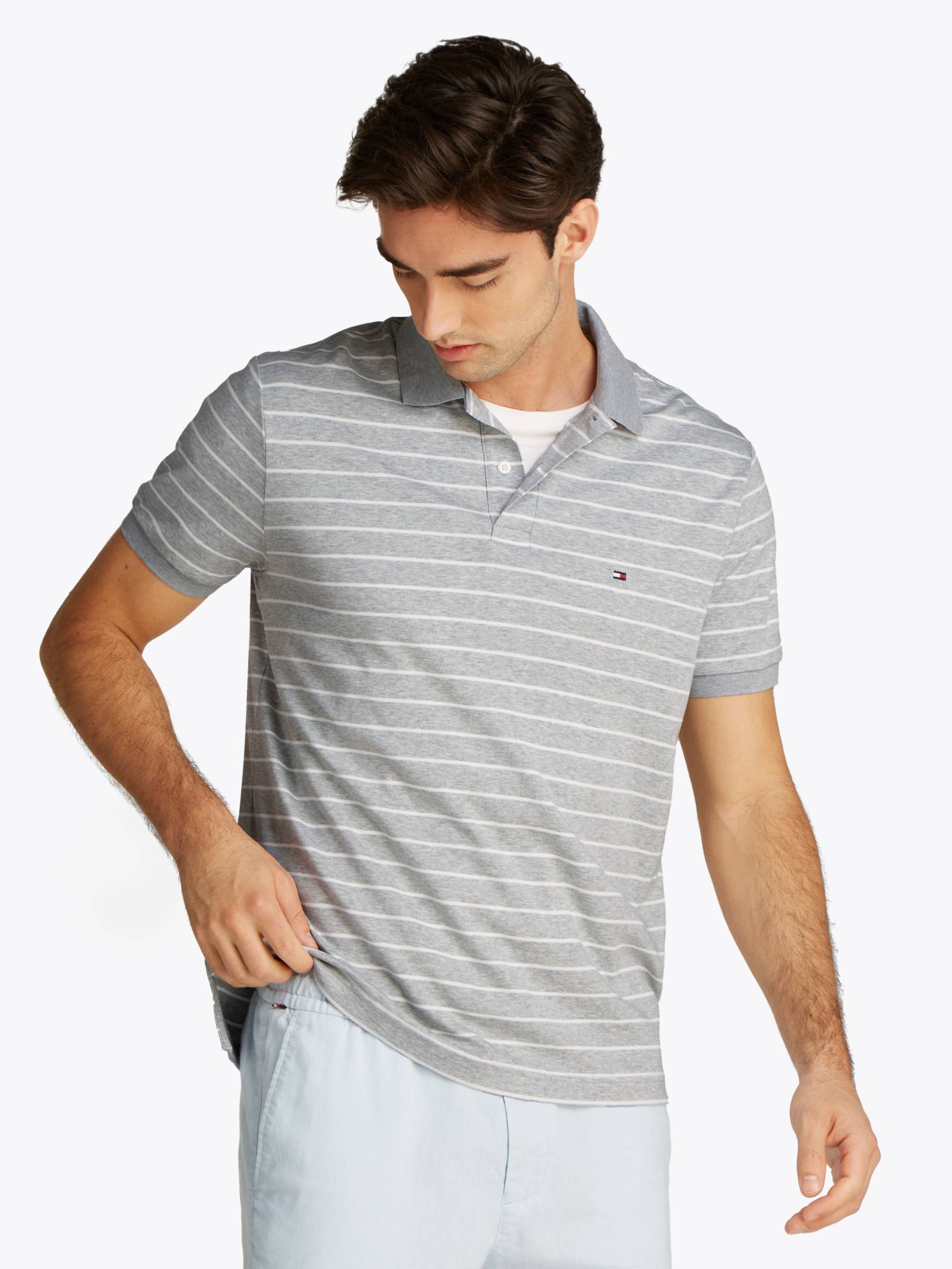 Tommy Hilfiger Poloshirt »LIQUID COTTON REG SEASONAL POLO«, mit Logostickerei von TOMMY HILFIGER