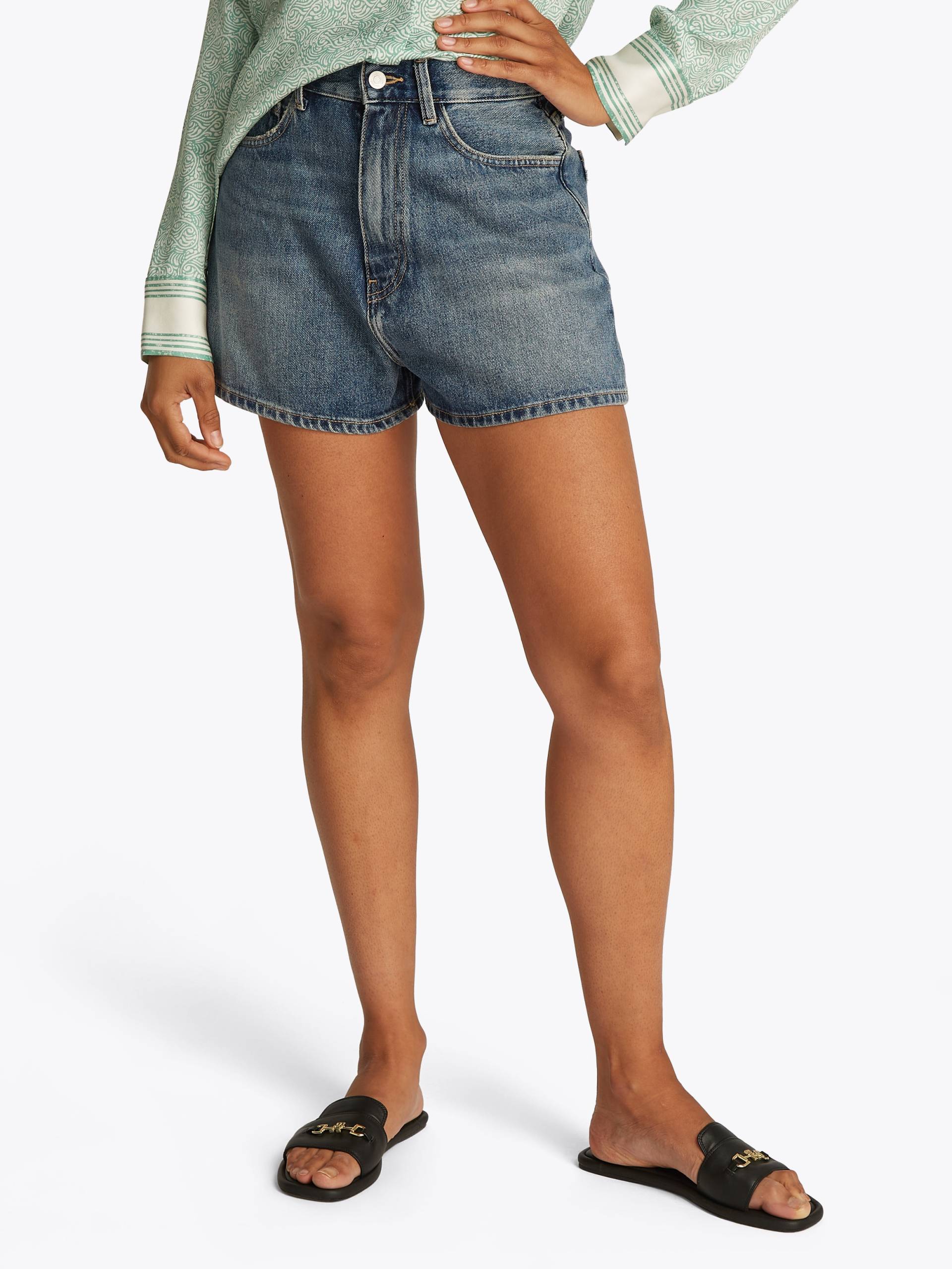 Tommy Hilfiger Shorts »DNM MINI FLARE SHORT HW SELI«, mit ausgestellter Beinform Tommy Hilfiger Shorts »DNM MINI FLARE SHORT HW SELI«, mit ausgestellter Beinform von TOMMY HILFIGER