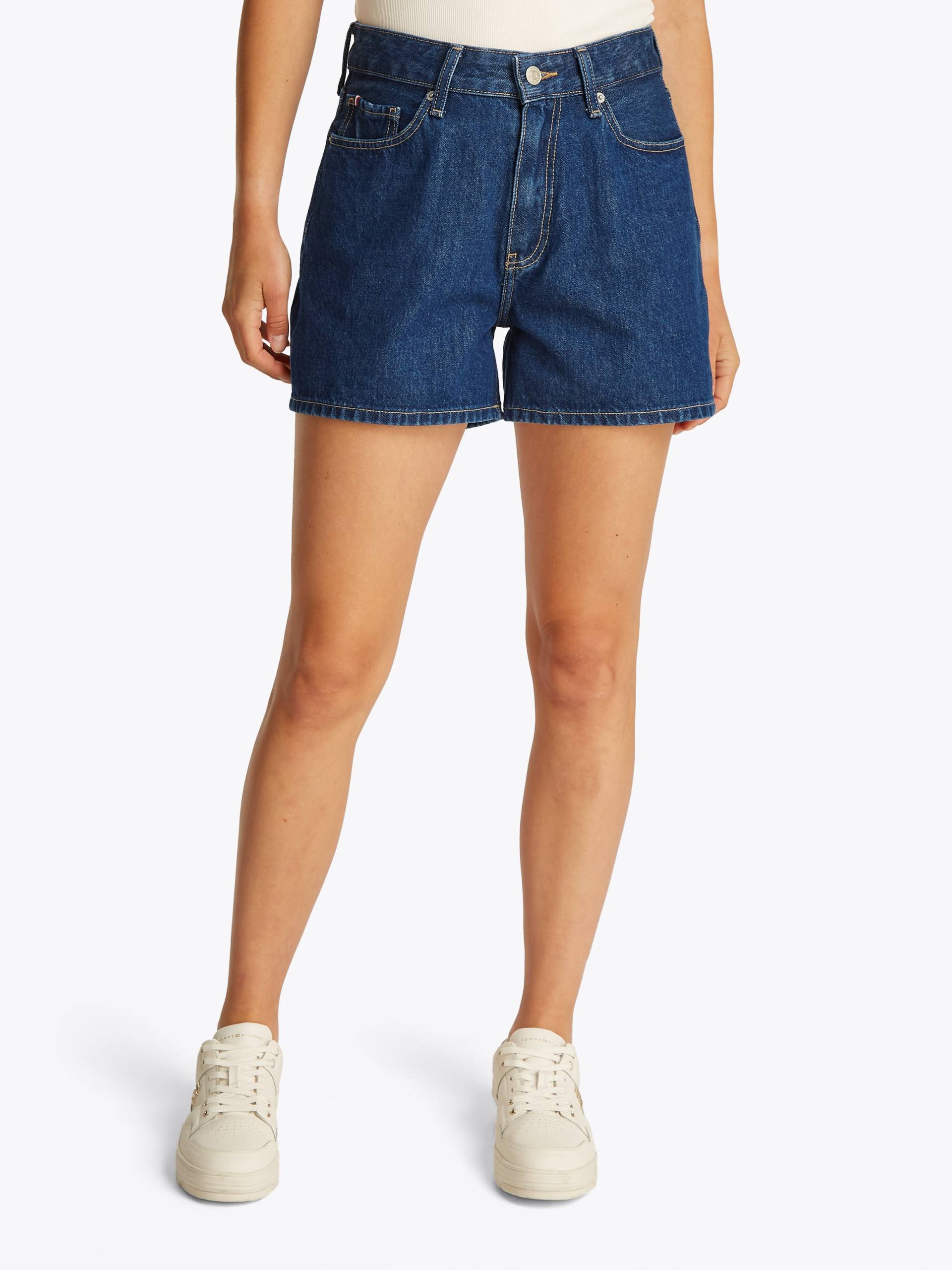 Tommy Hilfiger Shorts »DNM MINI SHORT HW ACE«, mit ausgestelltem Bein Tommy Hilfiger Shorts »DNM MINI SHORT HW ACE«, mit ausgestelltem Bein von TOMMY HILFIGER