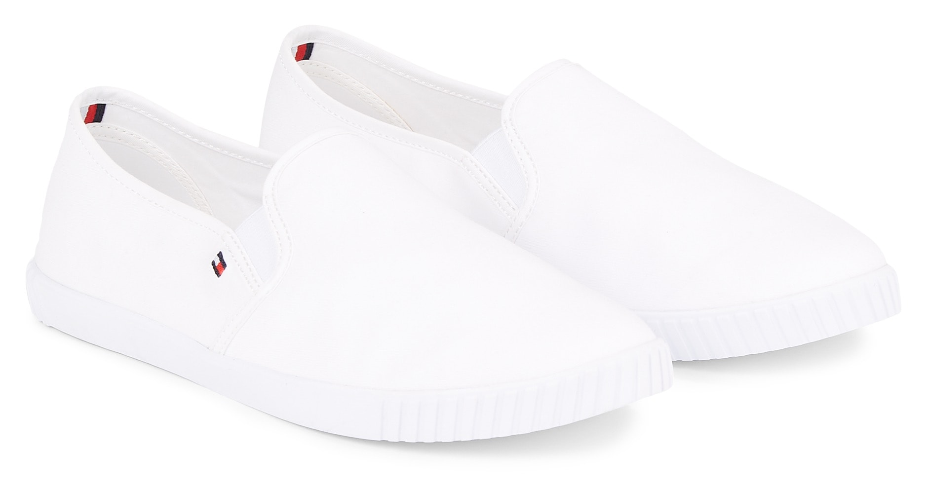 Tommy Hilfiger Slipper »CANVAS SLIP-ON SNEAKER«, Freizeitschuh, Slip On Sneaker, Sommerschuh mit Gummizug, schmale Form von TOMMY HILFIGER