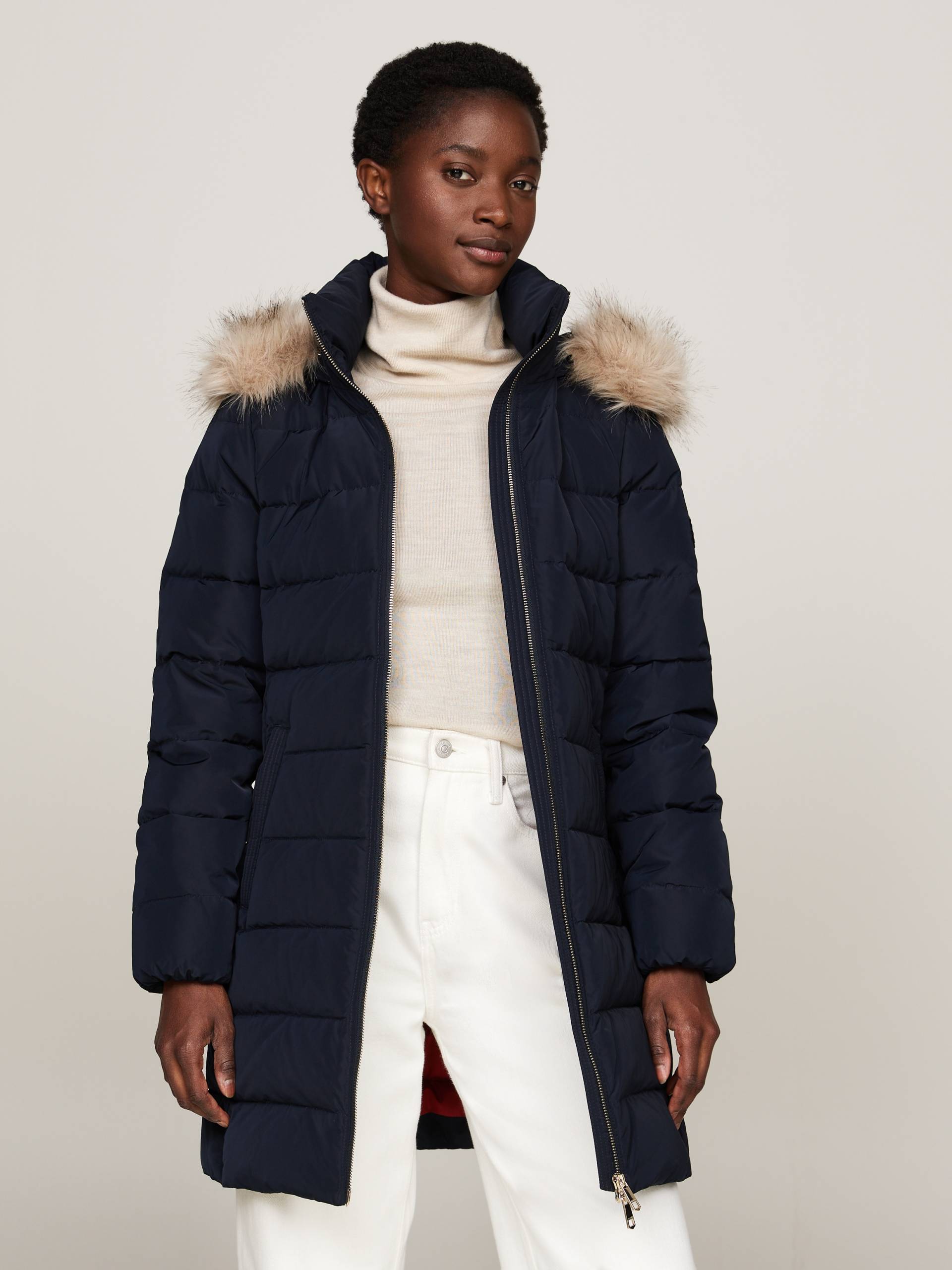 Tommy Hilfiger Steppmantel »HERITAGE DOWN TYRA COAT WITH FUR«, mit Fellimitat Tommy Hilfiger Steppmantel »HERITAGE DOWN TYRA COAT WITH FUR«, mit Fellimitat von TOMMY HILFIGER