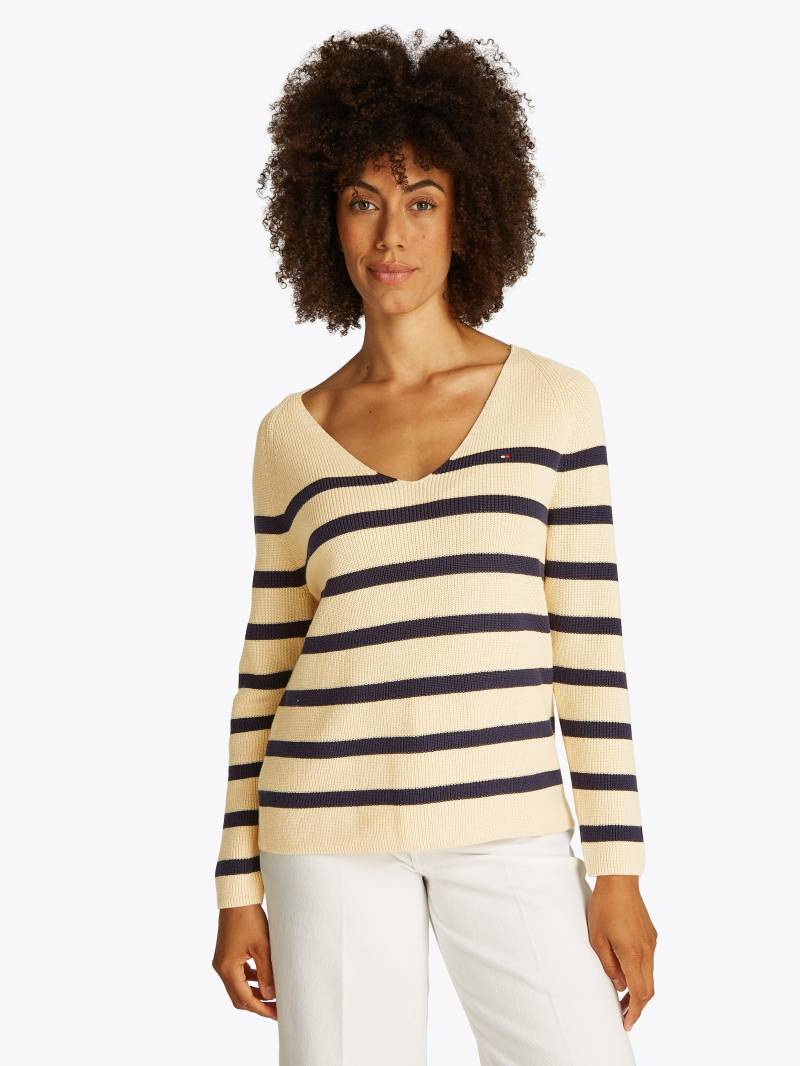 Tommy Hilfiger Strickpullover »CO CARDI STITCH V-NK LS«, mit Logostickerei von TOMMY HILFIGER