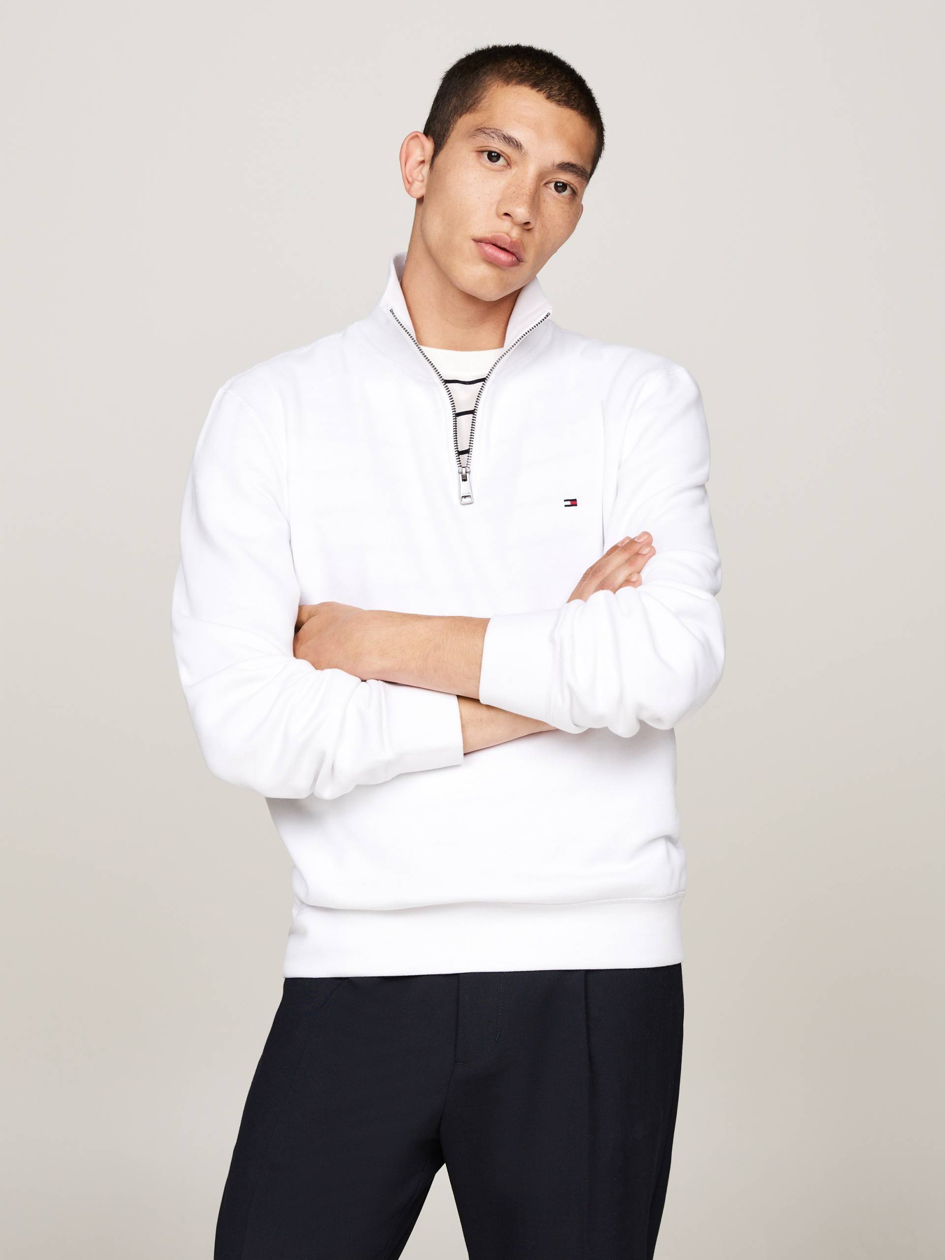 Tommy Hilfiger Sweatshirt »ESSENTIAL FLEECE 1/4 ZIP«, mit Stehkragen Tommy Hilfiger Sweatshirt »ESSENTIAL FLEECE 1/4 ZIP«, mit Stehkragen von TOMMY HILFIGER