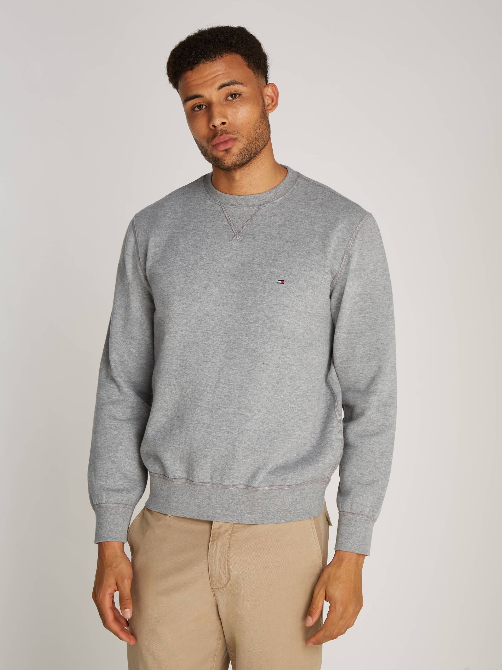 Tommy Hilfiger Sweatshirt »ESSENTIAL FLEECE CREWNECK«, mit Tommy Hilfiger Logostickerei von TOMMY HILFIGER