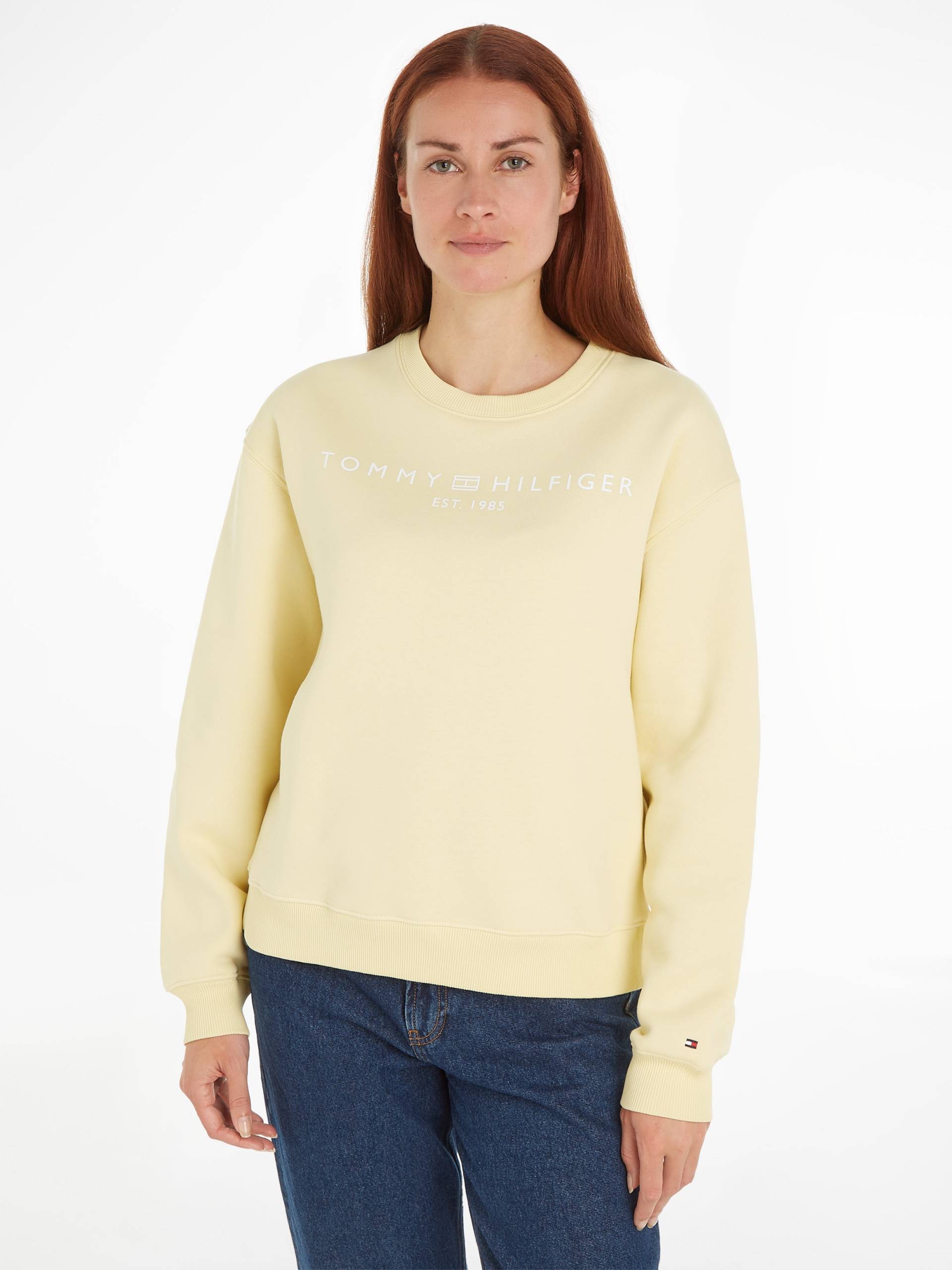 Tommy Hilfiger Sweatshirt »MDRN REG CORP LOGO C-NK SWTSHRT«, im hüftlangen Schnitt, Tommy Hilfiger Logoschriftzug mit Flag-Frame von TOMMY HILFIGER