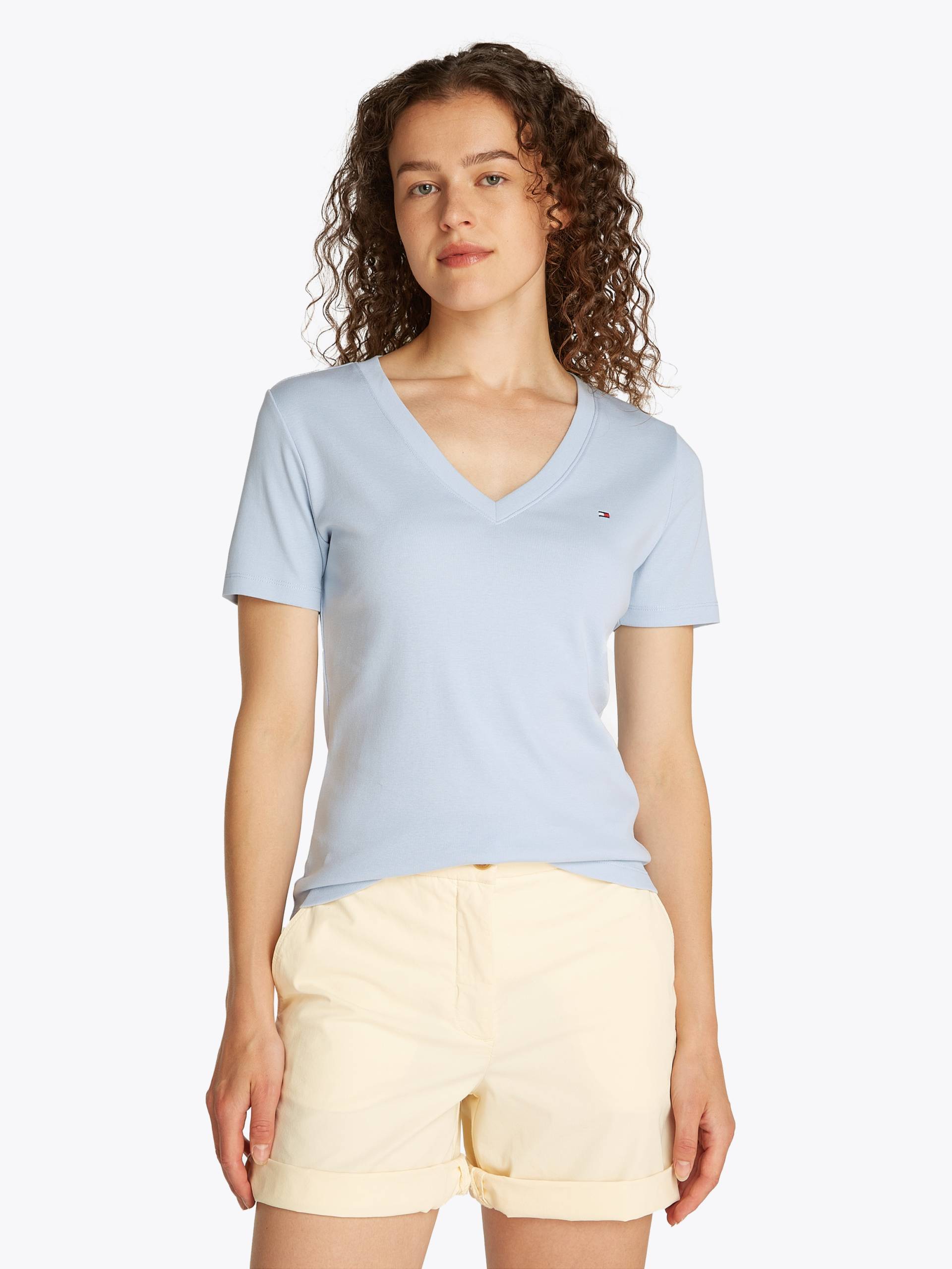 Tommy Hilfiger T-Shirt »SLIM CODY V-NK SS«, mit Logostickerei von TOMMY HILFIGER