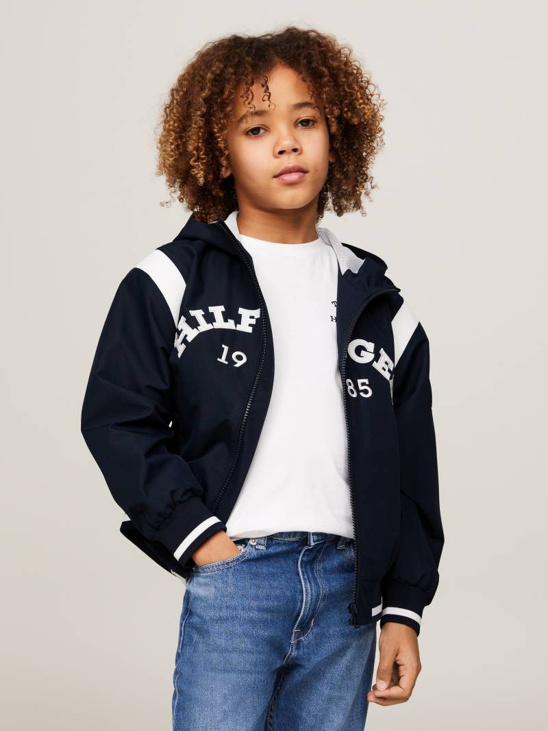 Tommy Hilfiger Windbreaker »MONOTYPE 1985 ARCH BOMBER«, mit Kapuze, Kinder bis 16 Jahre von TOMMY HILFIGER