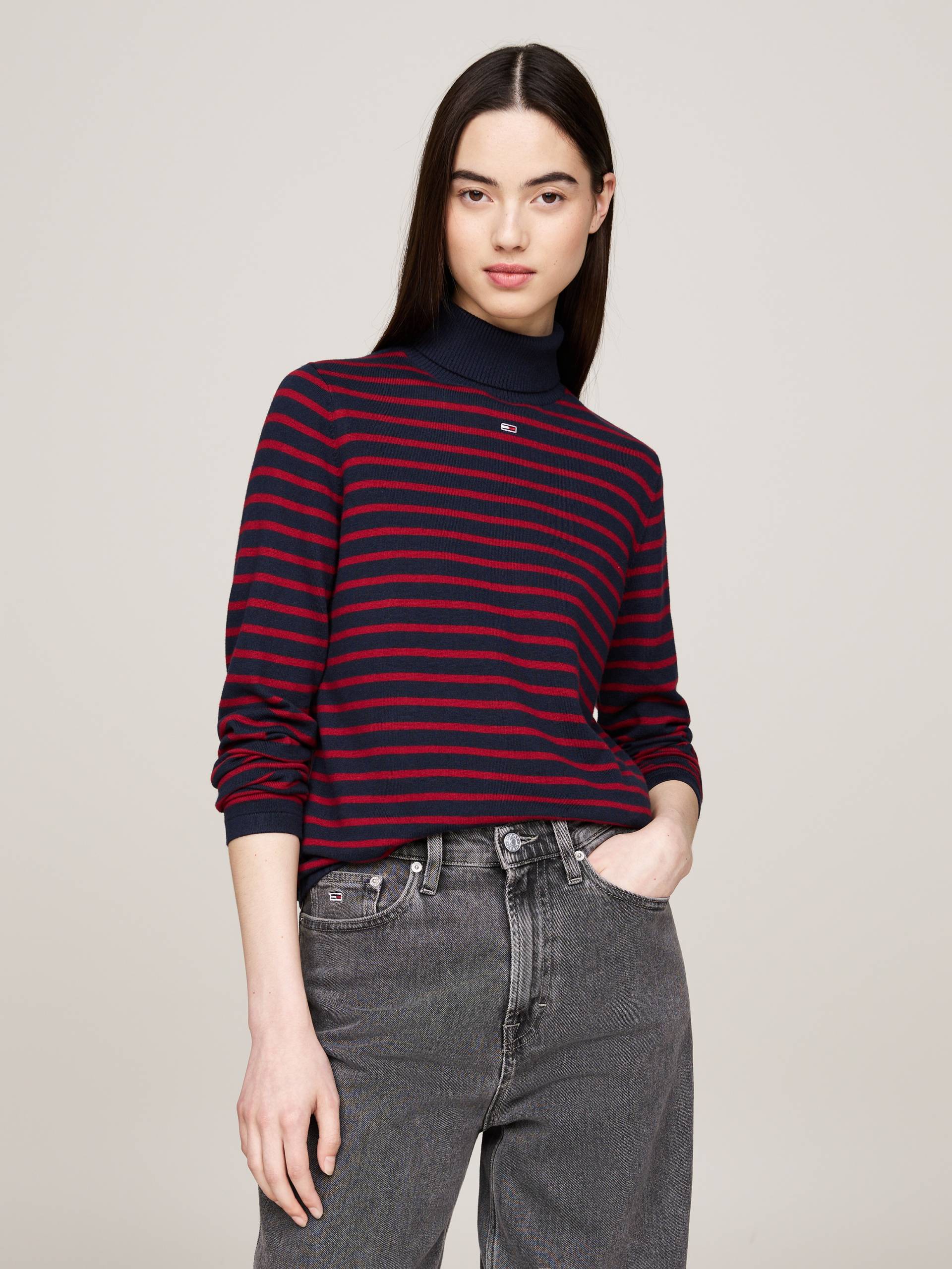 Tommy Jeans Curve Rollkragenpullover »TJW ESSENTIAL TRTLNK SWEATER EXT«, mit Rollkragen, Logo-Flag von TOMMY JEANS Curve