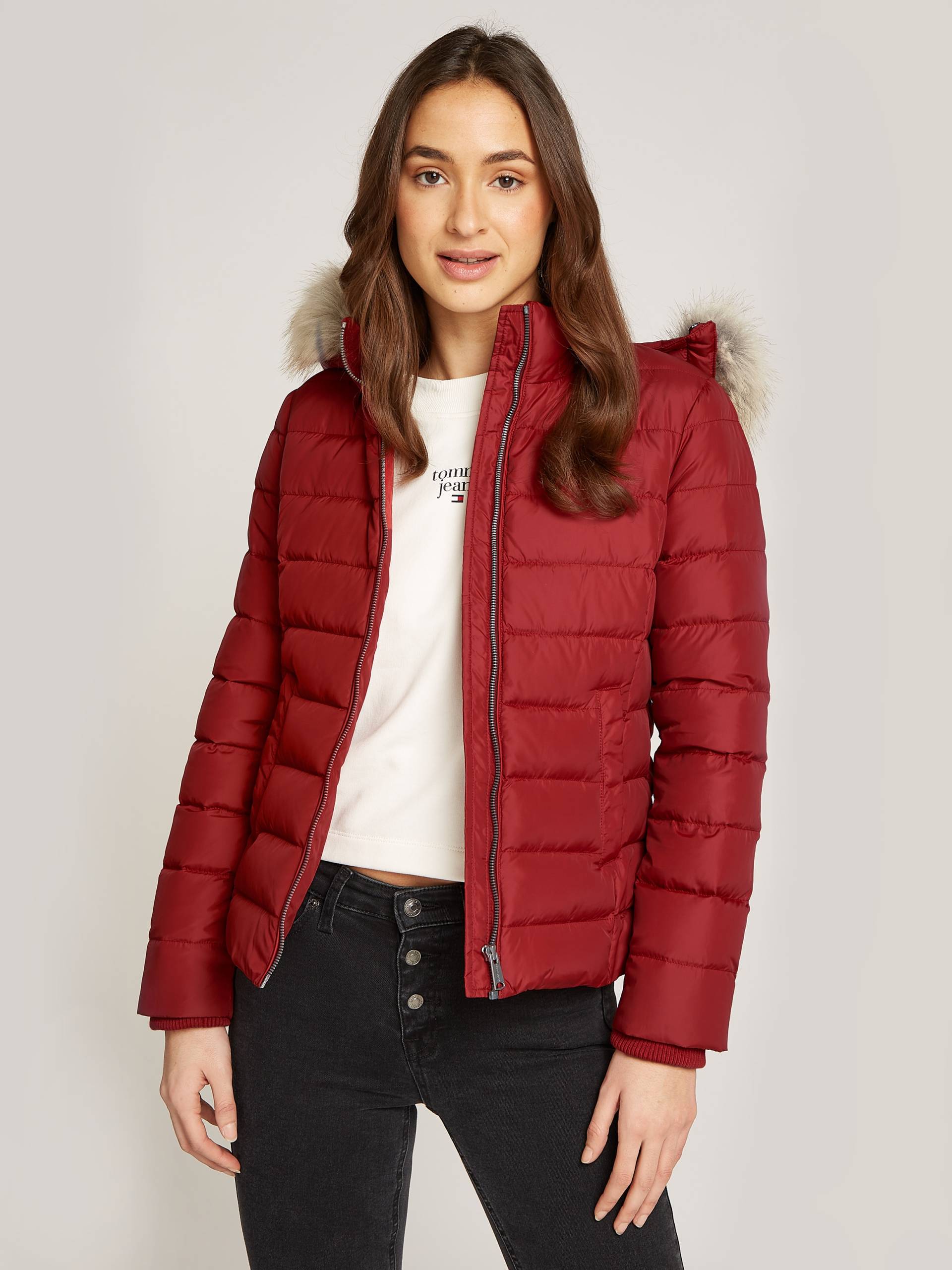 Tommy Jeans Curve Steppjacke »TJW BASIC HOODED DOWN JACKET EXT«, mit Kapuze, in Grossen Grössen, mit Kapuze von TOMMY JEANS Curve