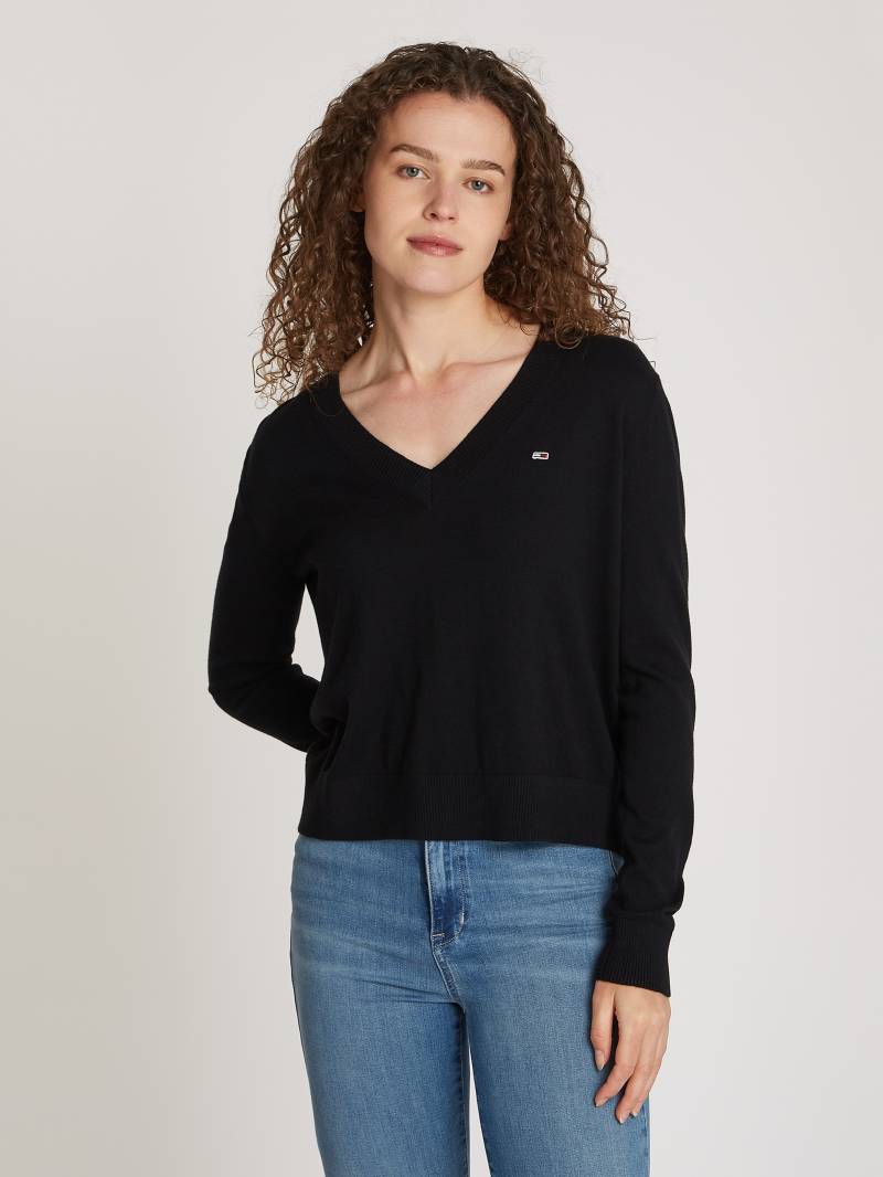 Tommy Jeans Curve V-Ausschnitt-Pullover »TJW ESSENTIAL VNECK SWEATER EXT«, in Grossen Grössen, V-Ausschnitt, mit Viskose von TOMMY JEANS Curve