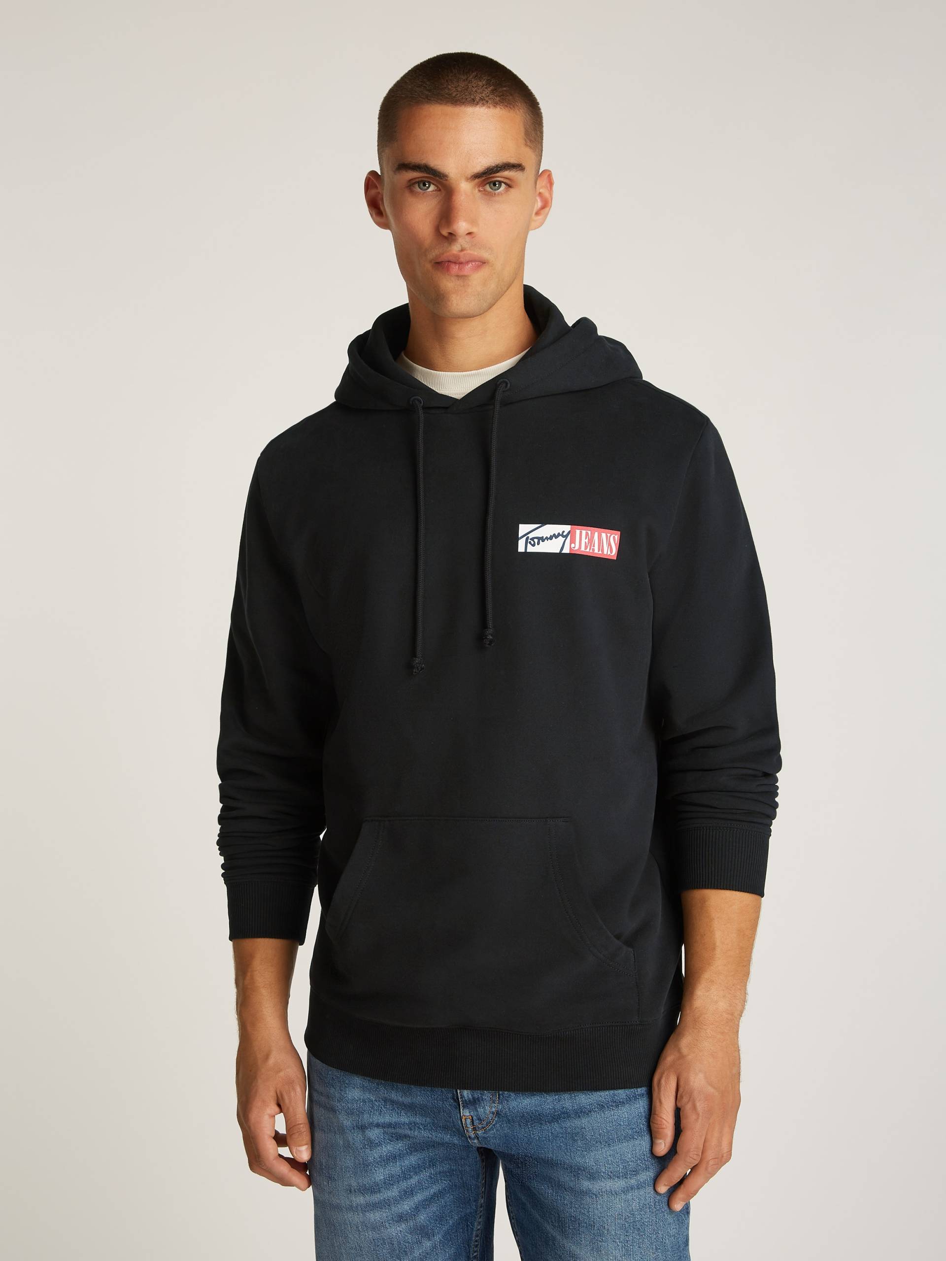 Tommy Jeans Plus Hoodie »TJM REG ENTRY GRAPHIC HOODIE EXT«, in Grossen Grössen, Logodruck, Kängurutasche von TOMMY JEANS Plus