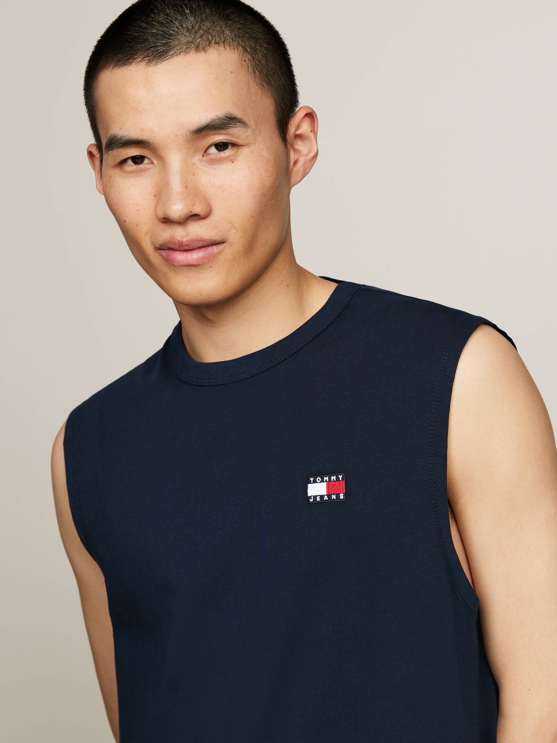 Tommy Jeans Plus Tanktop »TJM REG BADGE TANK TOP EXT«, Grosse Grössen von TOMMY JEANS Plus