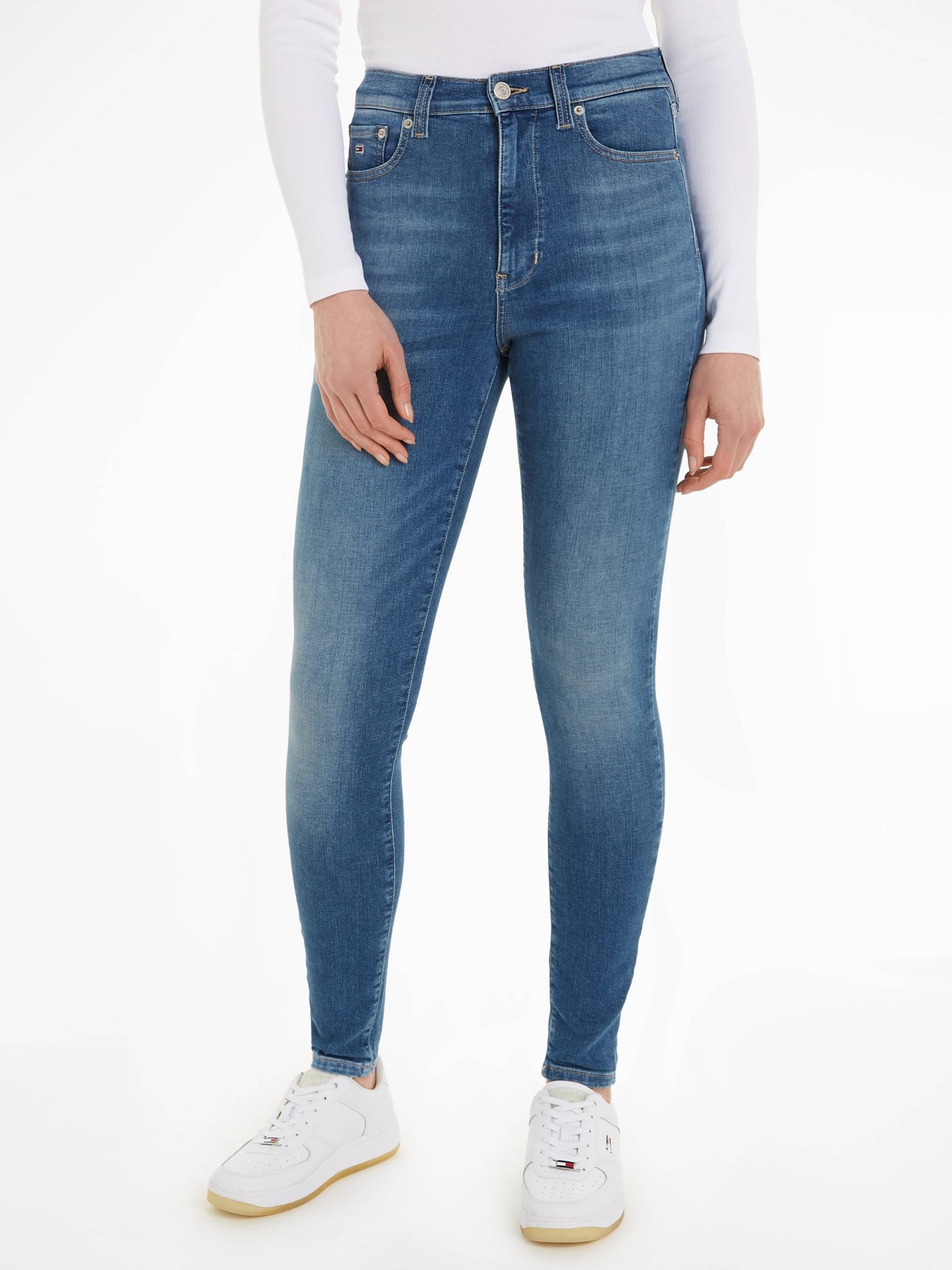 Tommy Jeans Bequeme Jeans »Sylvia Skinny Slim Jeans Hohe Leibhöhe«, mit Ledermarkenlabel von TOMMY JEANS