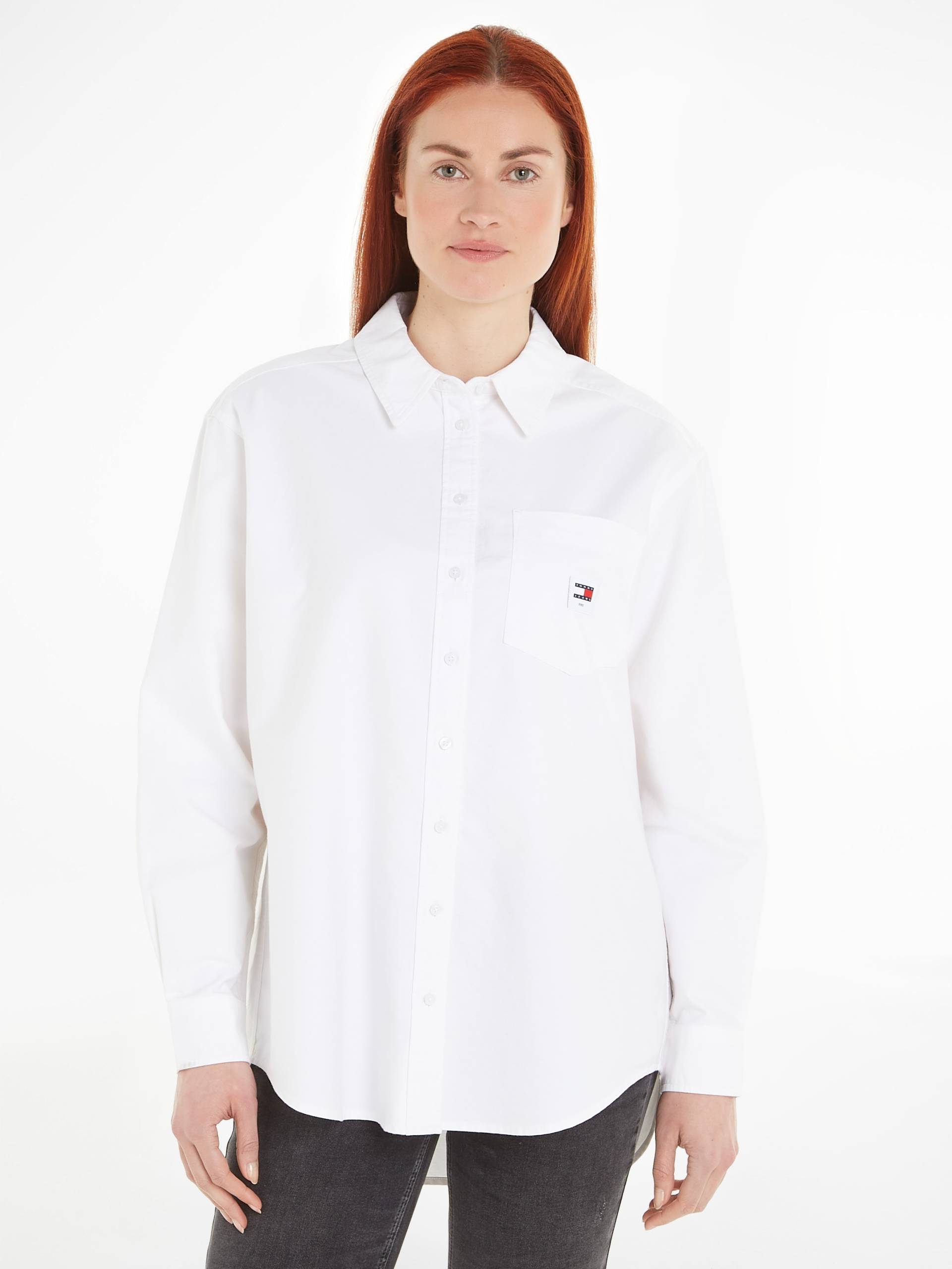 Tommy Jeans Blusentop »TJW BADGE BOYFRIEND SHIRT«, mit Logostickerei von TOMMY JEANS