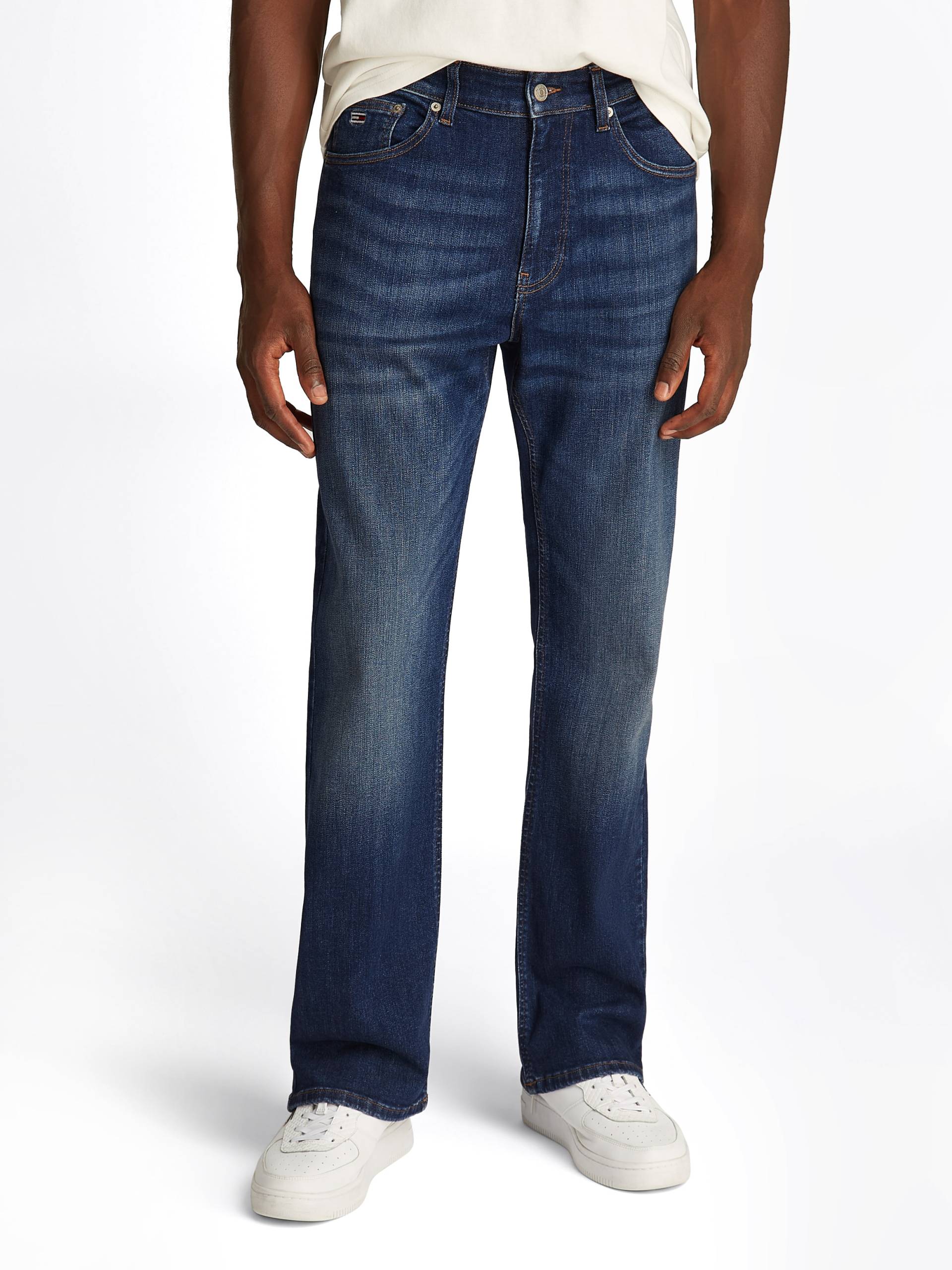 Tommy Jeans Bootcut-Jeans »Ryan Bootcut«, in blauer Waschung von TOMMY JEANS