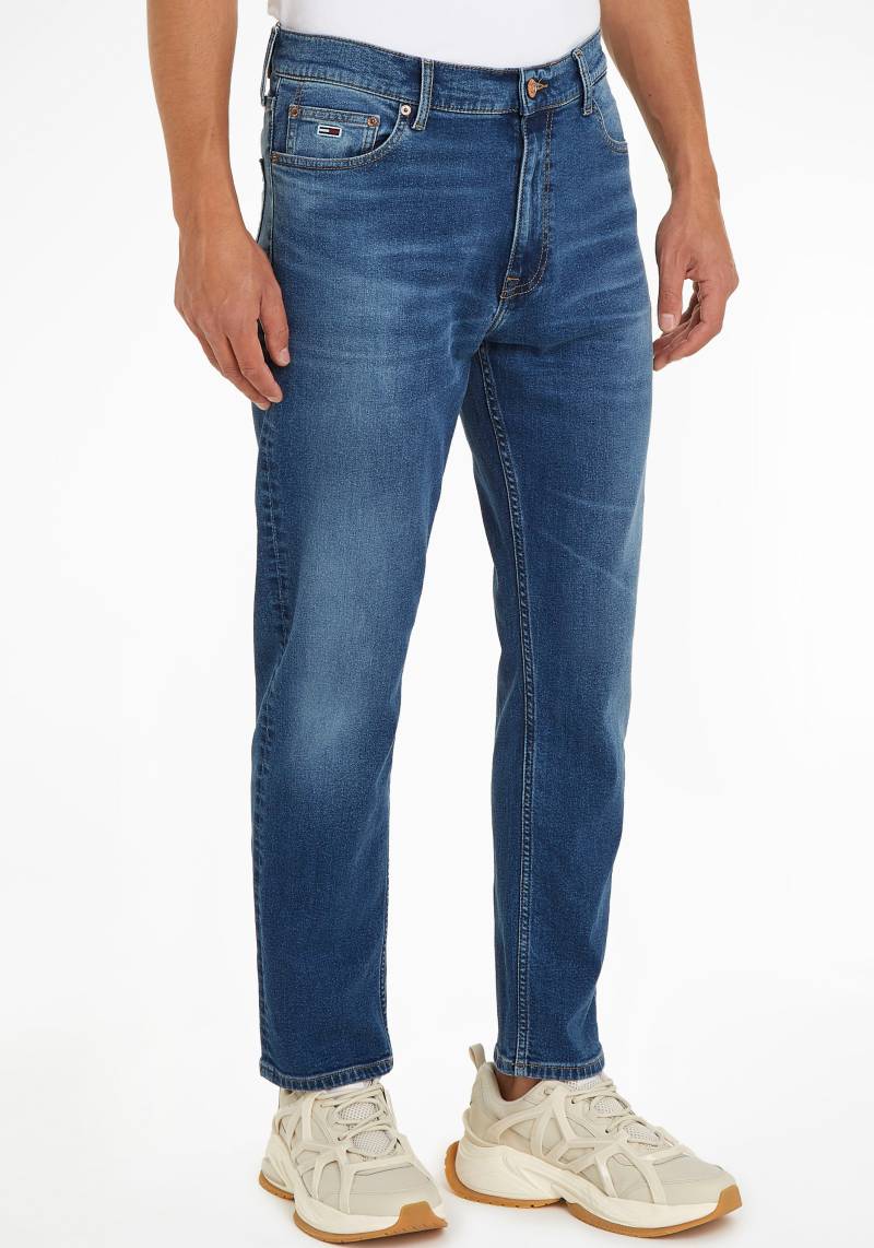 Tommy Jeans Dad-Jeans »DAD JEAN RGLR«, im 5-Pocket-Style von TOMMY JEANS