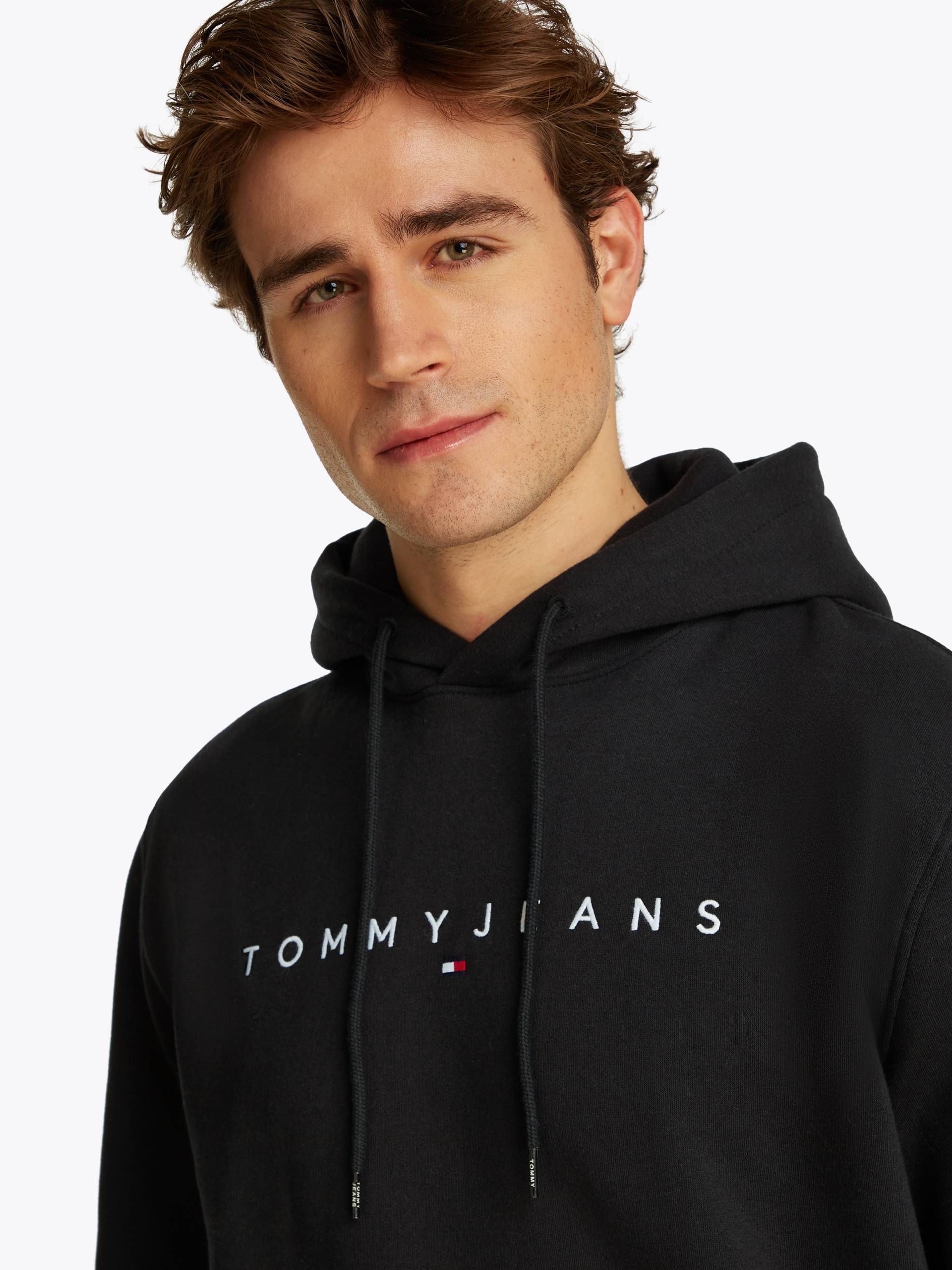 Tommy Jeans Hoodie »TJM REG LINEAR LOGO HOODIE EXT«, mit Logo-Stickerei Tommy Jeans Hoodie »TJM REG LINEAR LOGO HOODIE EXT«, mit Logo-Stickerei von TOMMY JEANS